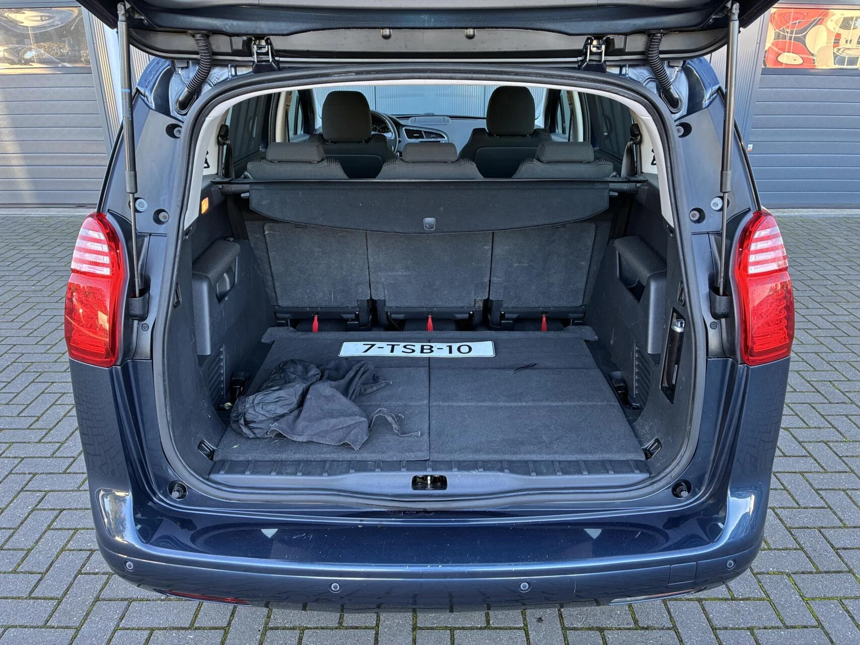 Hoofdafbeelding Peugeot 5008