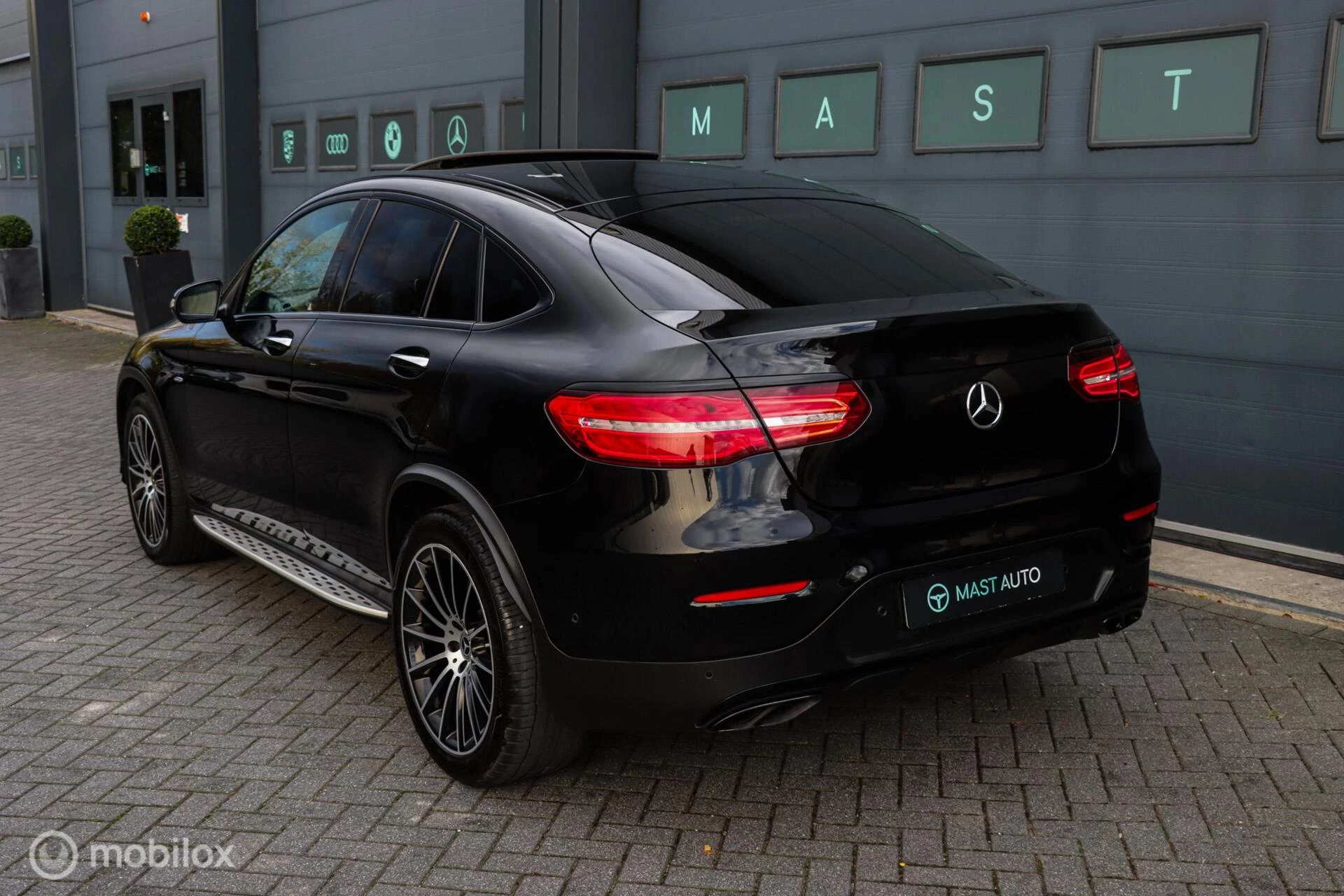 Hoofdafbeelding Mercedes-Benz GLC