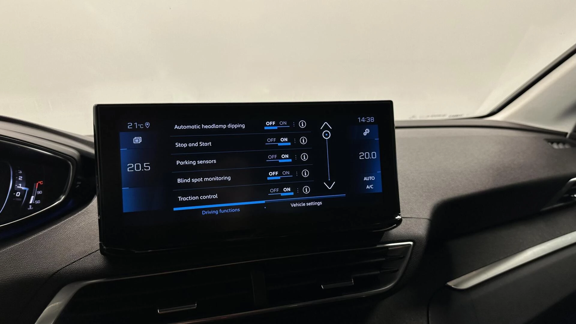 Hoofdafbeelding Peugeot 5008