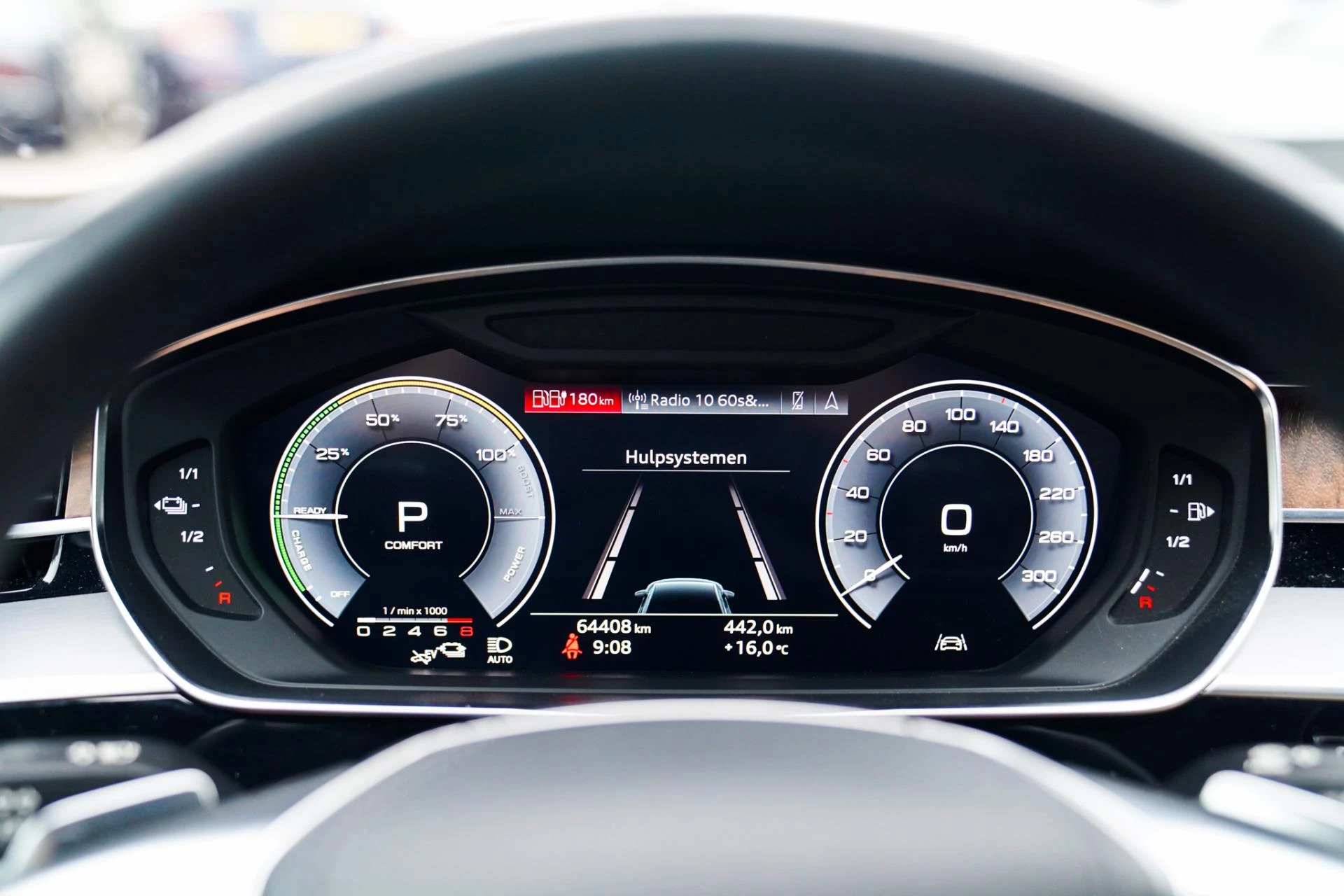 Hoofdafbeelding Audi A8