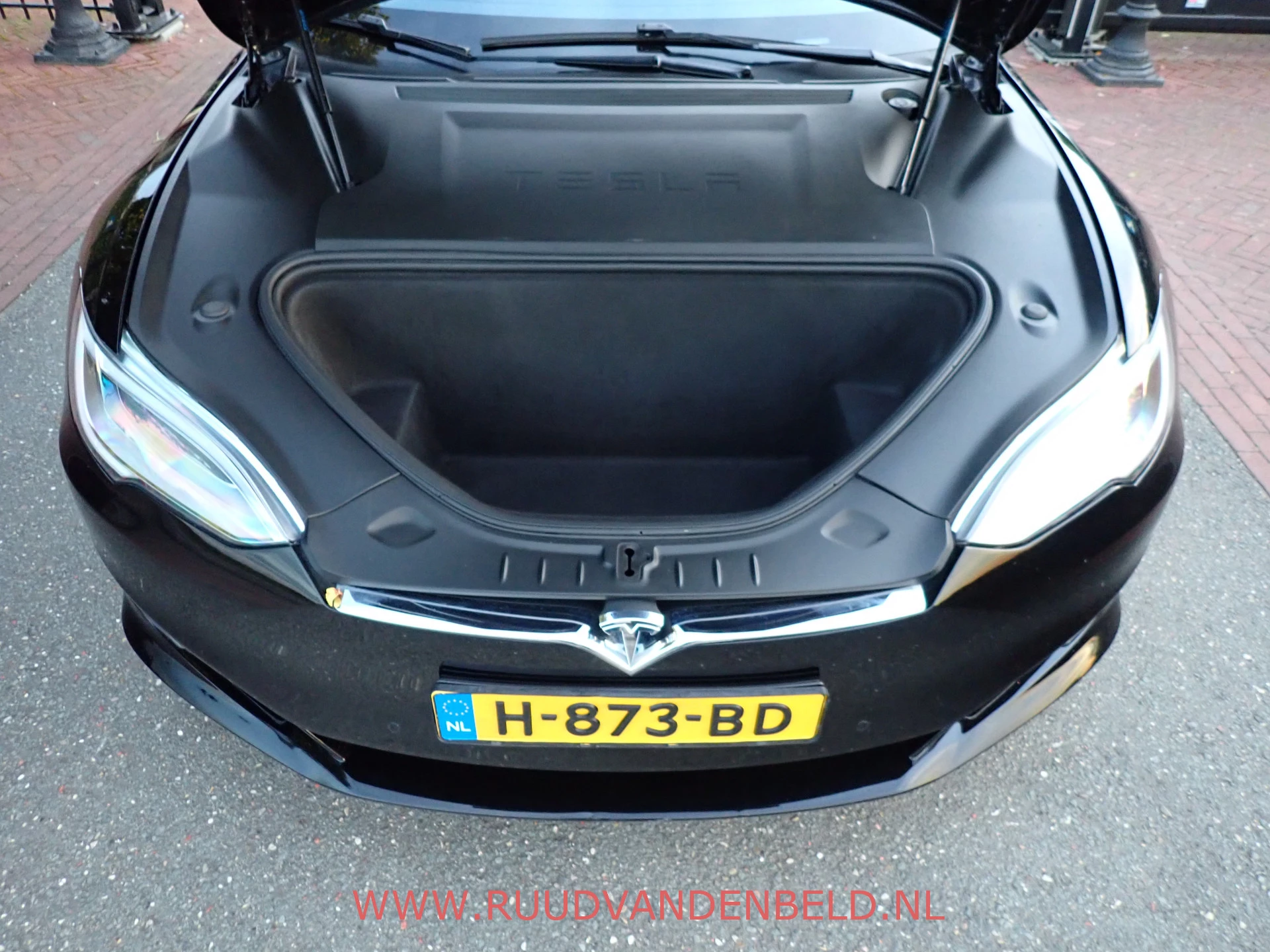 Hoofdafbeelding Tesla Model S