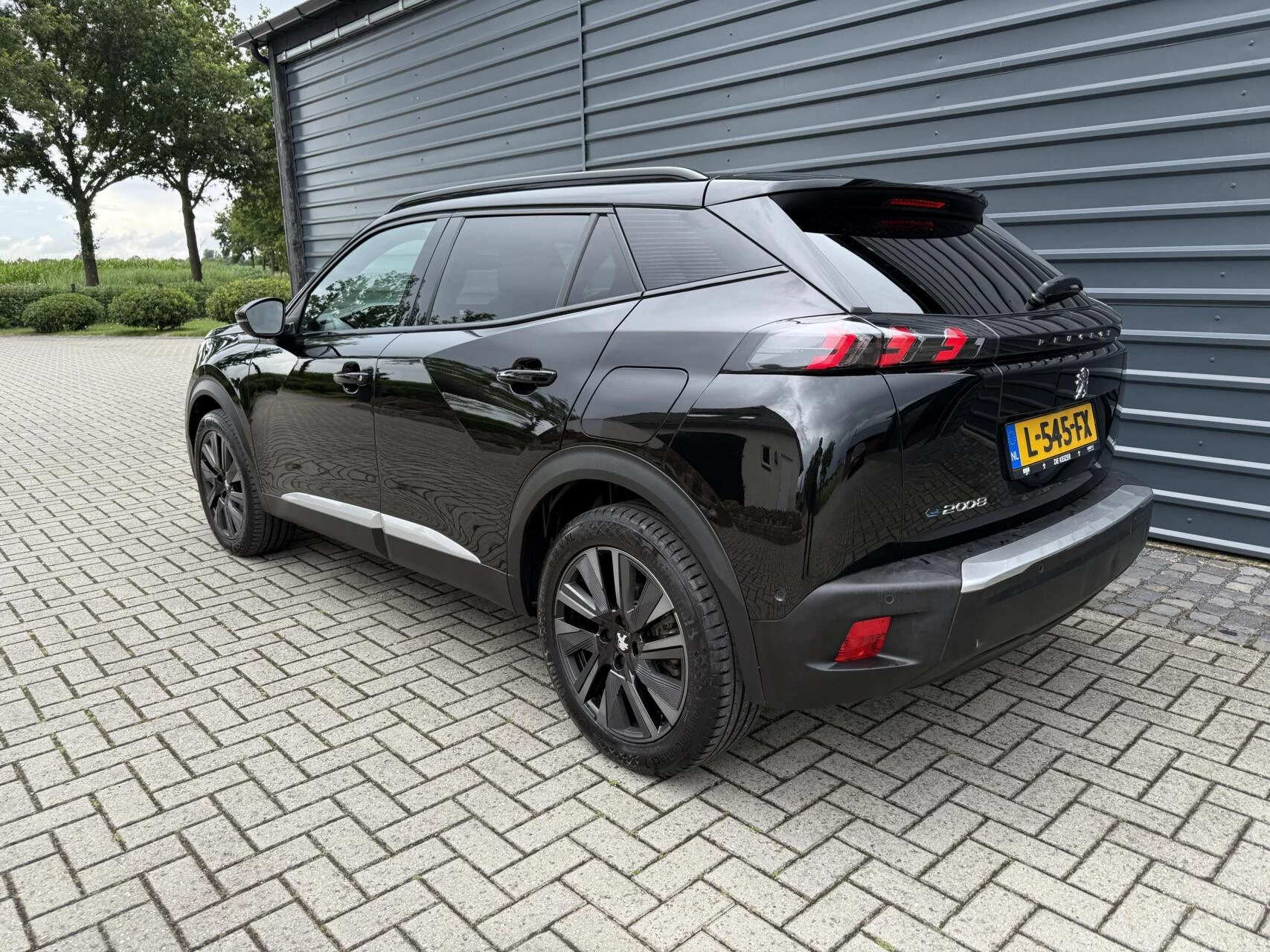 Hoofdafbeelding Peugeot e-2008