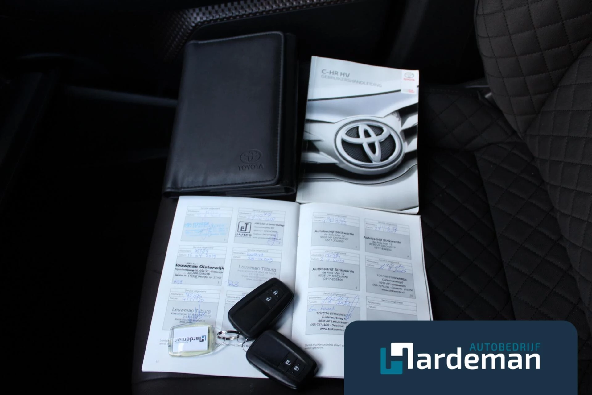 Hoofdafbeelding Toyota C-HR