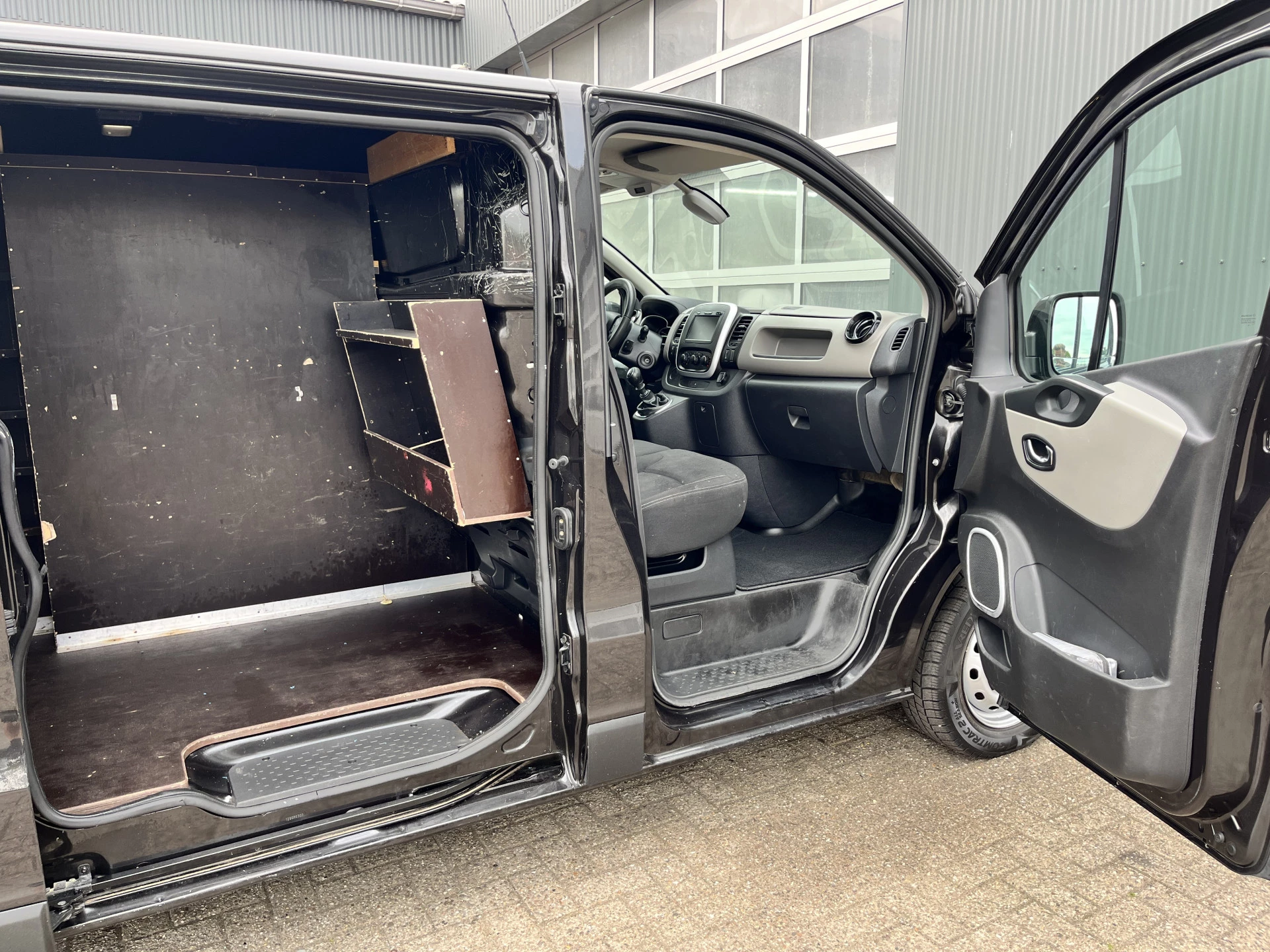 Hoofdafbeelding Nissan NV300
