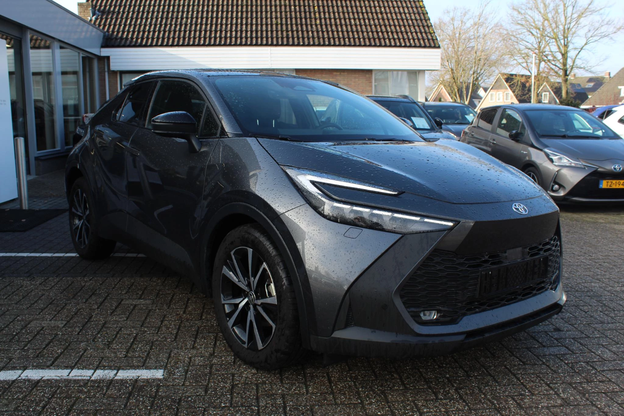 Hoofdafbeelding Toyota C-HR