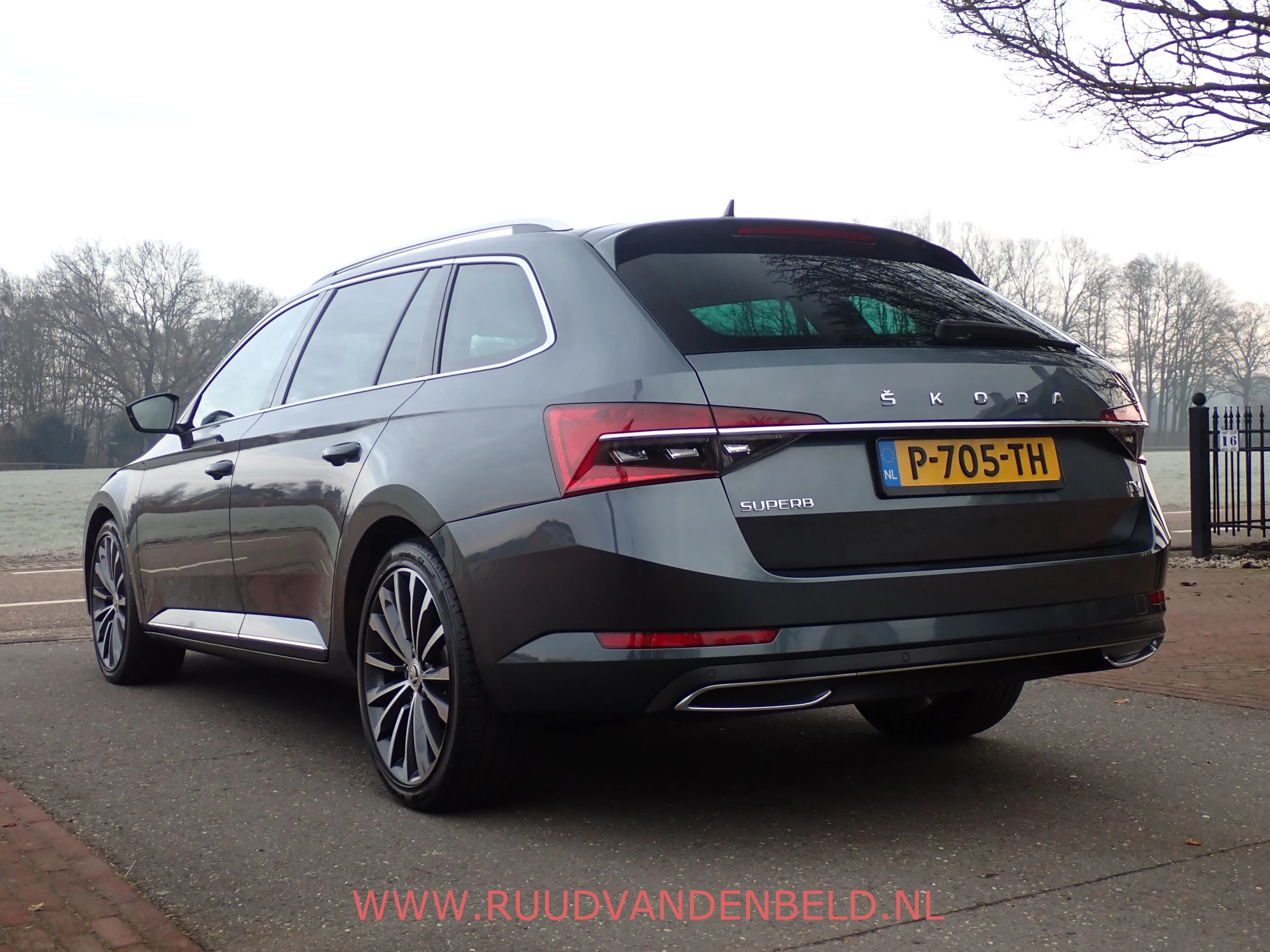 Hoofdafbeelding Škoda Superb