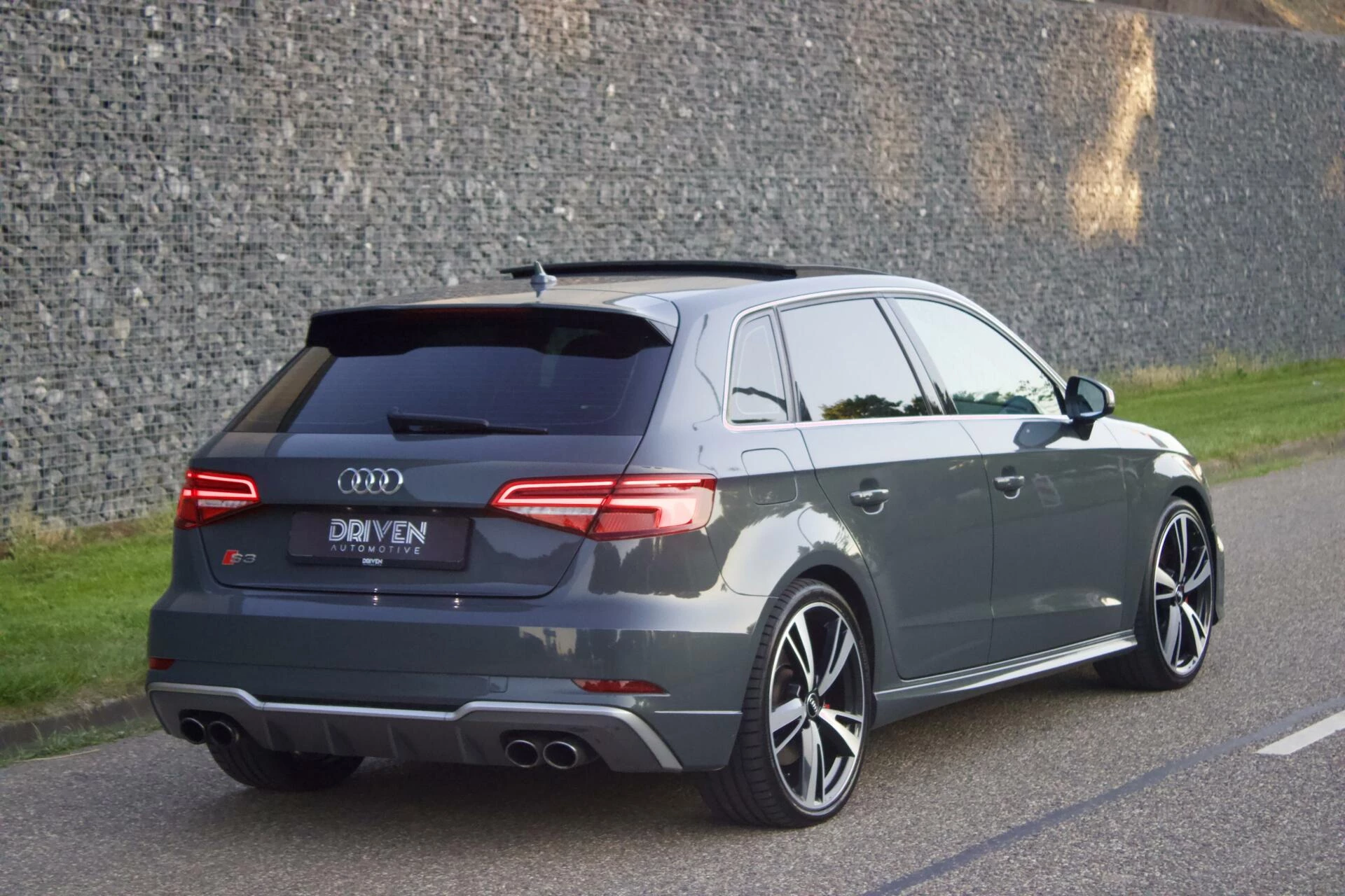 Hoofdafbeelding Audi S3