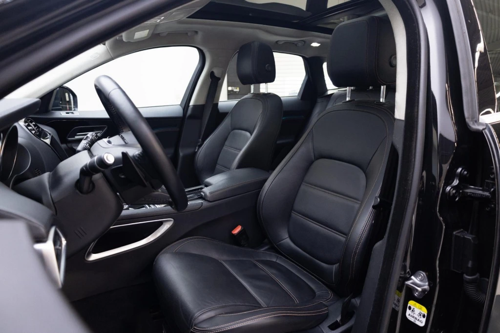Hoofdafbeelding Jaguar F-PACE