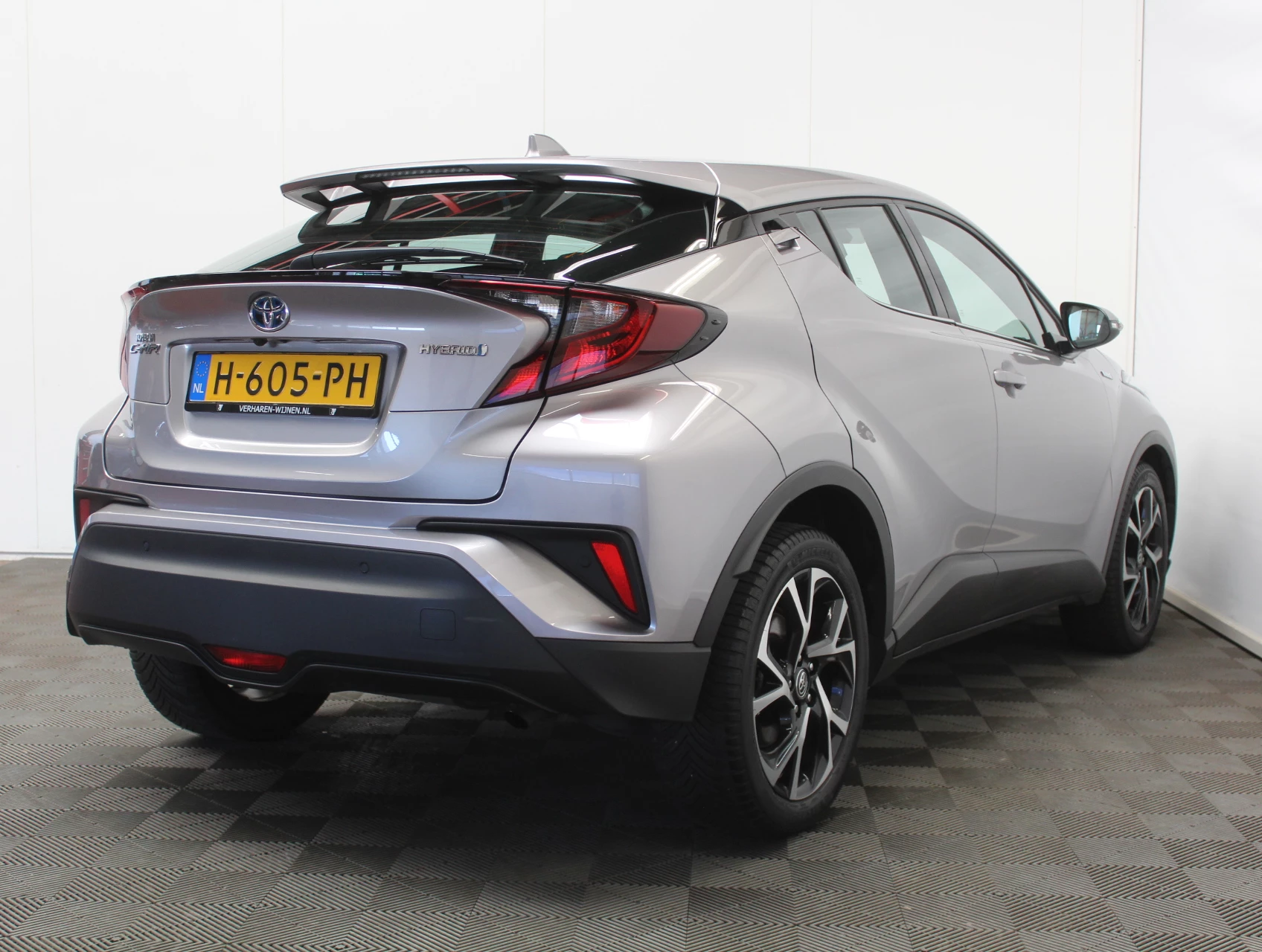 Hoofdafbeelding Toyota C-HR