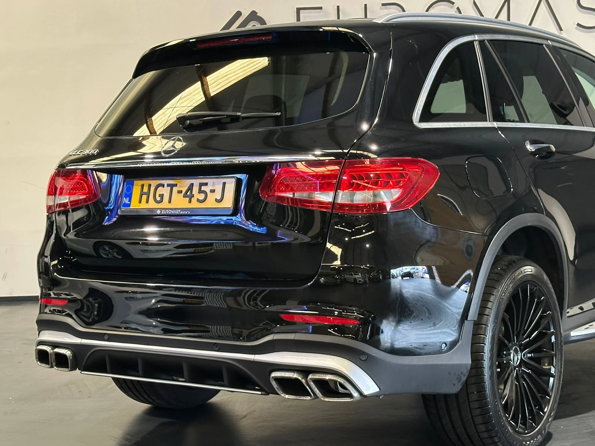 Hoofdafbeelding Mercedes-Benz GLC