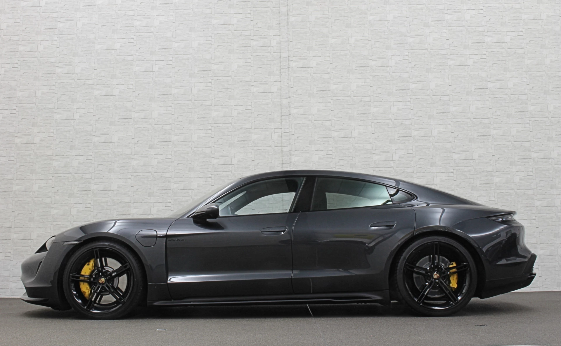 Hoofdafbeelding Porsche Taycan