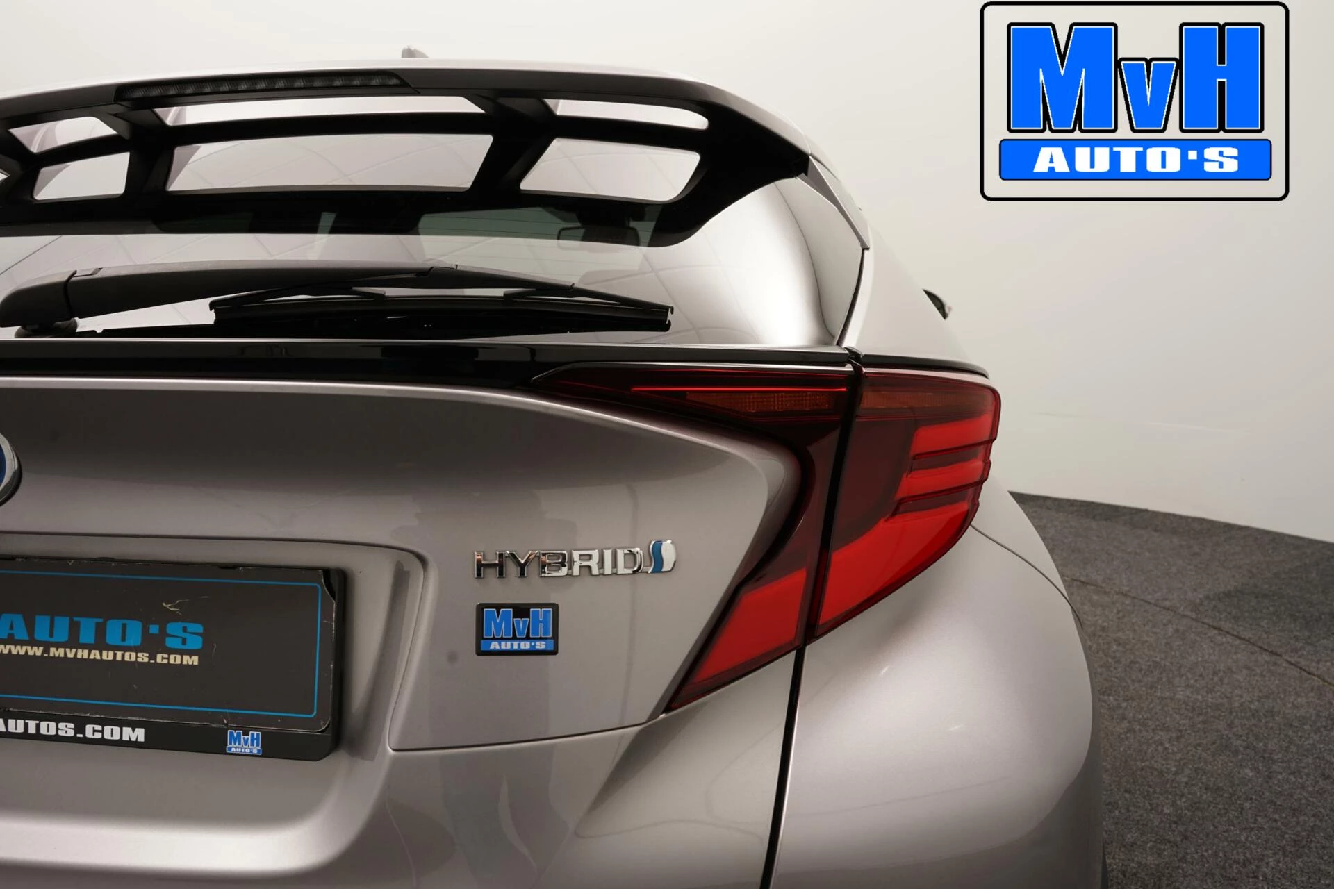 Hoofdafbeelding Toyota C-HR