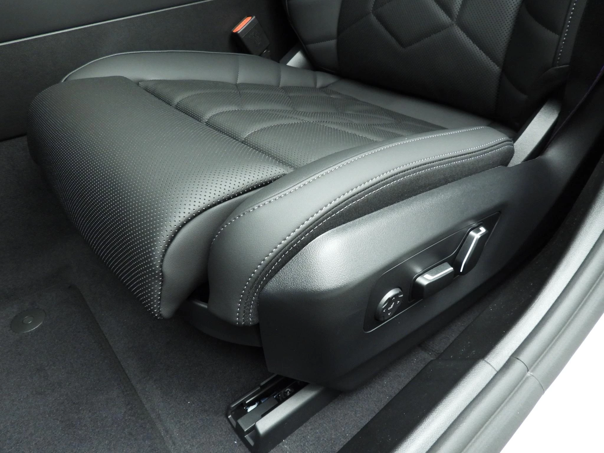 Hoofdafbeelding BMW i5
