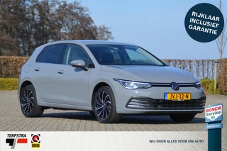 Hoofdafbeelding Volkswagen Golf Volkswagen Golf 1.4 eHybrid 204 pk Style PHEV