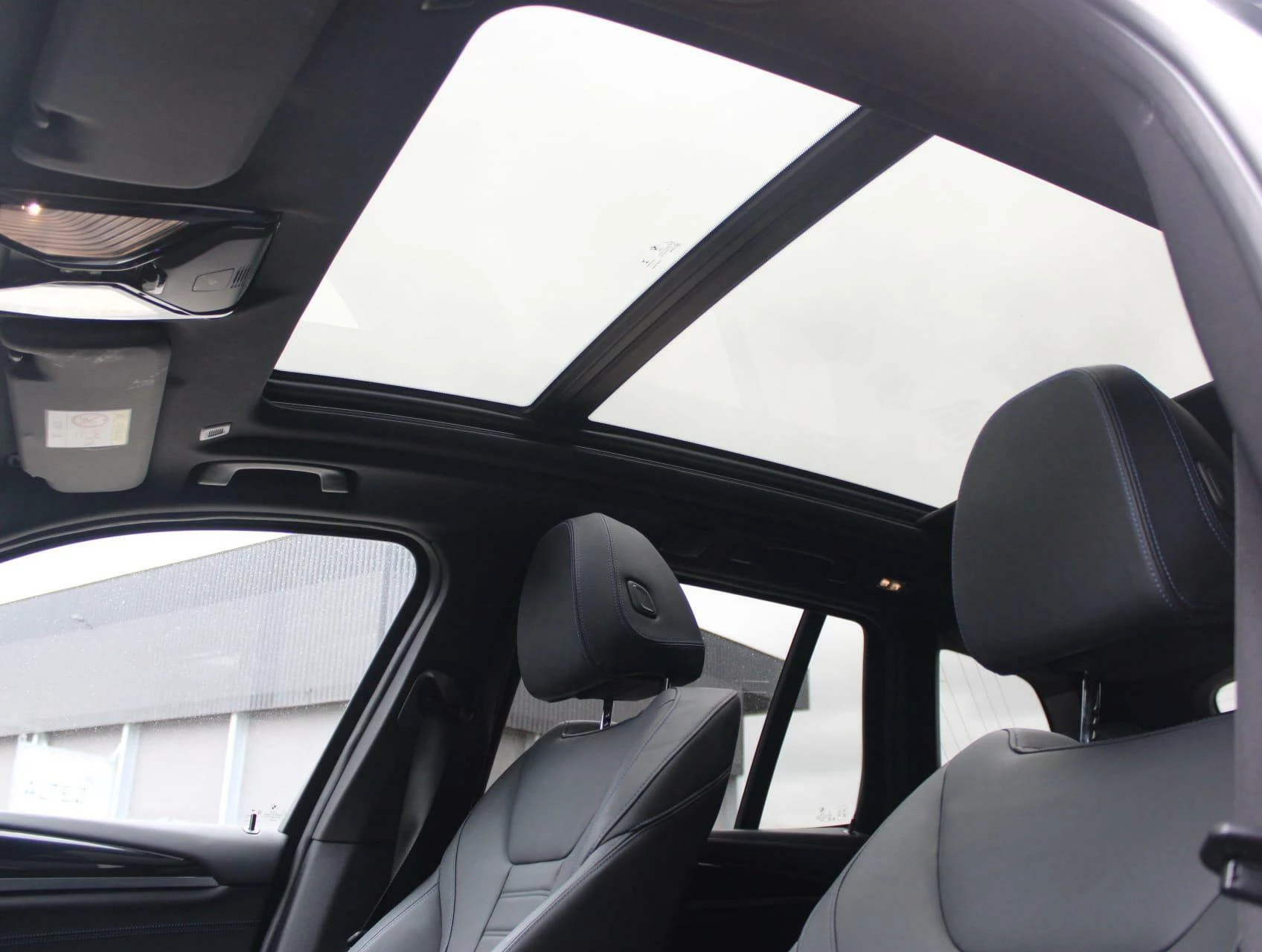 Hoofdafbeelding BMW iX3