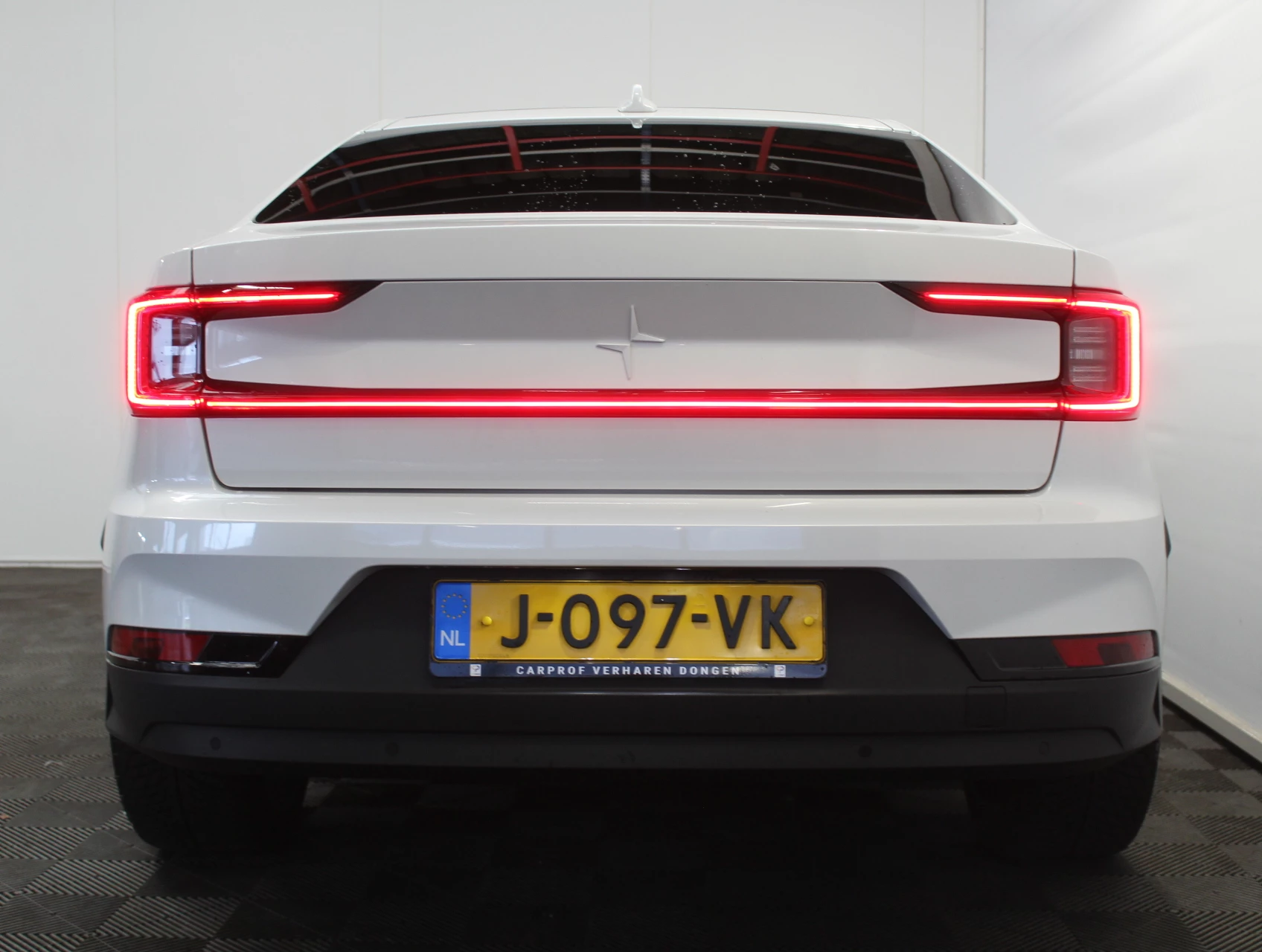 Hoofdafbeelding Polestar 2