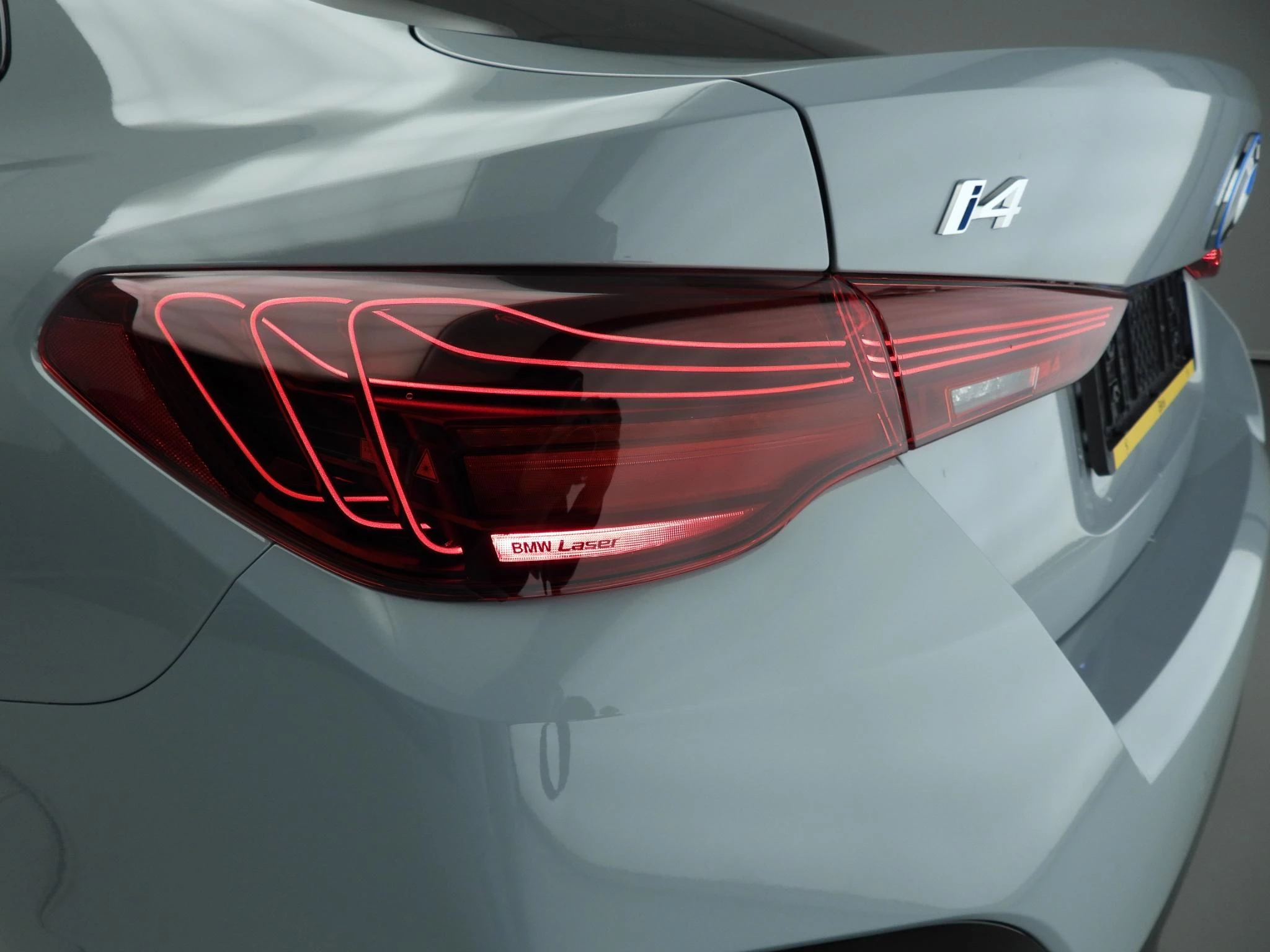 Hoofdafbeelding BMW i4