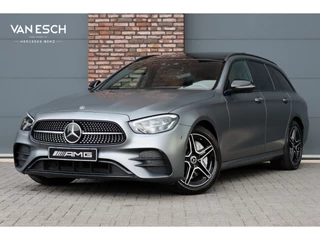 Hoofdafbeelding Mercedes-Benz E-Klasse Mercedes-Benz E-Klasse Estate 300 de Premium+ AMG Line | Distronic+ | Panoramadak | Burmester | Keyless Go | Rijassistentiepakket | Surround Camera | Leder |