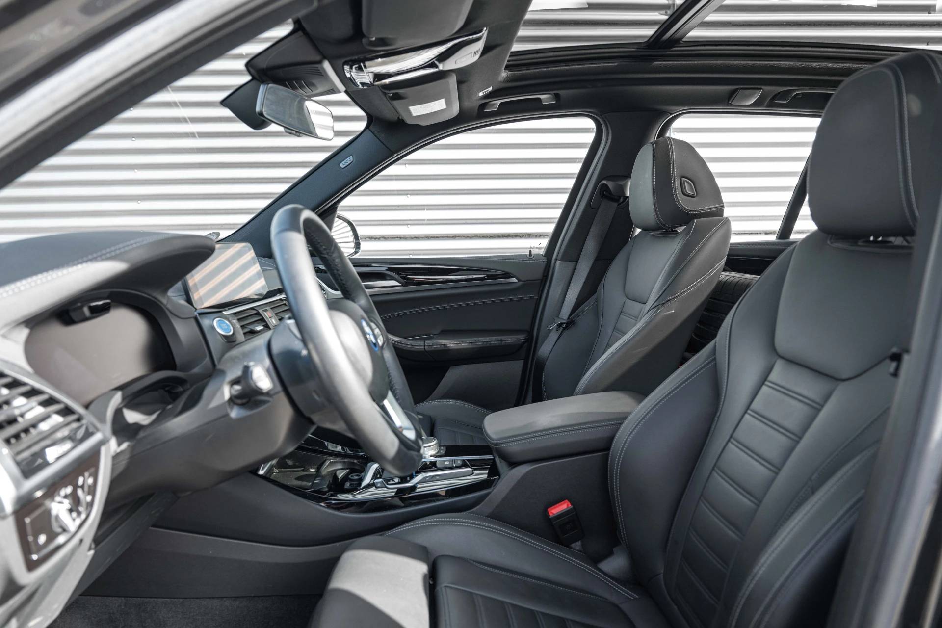 Hoofdafbeelding BMW iX3