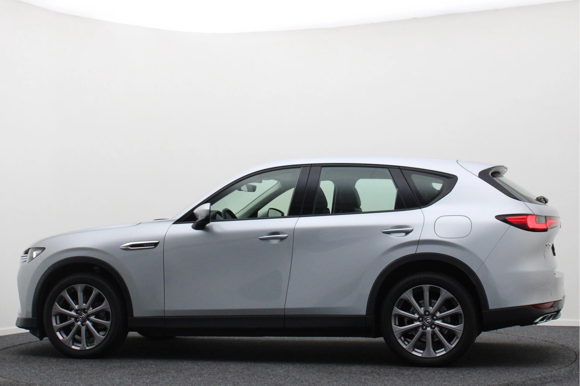 Hoofdafbeelding Mazda CX-60