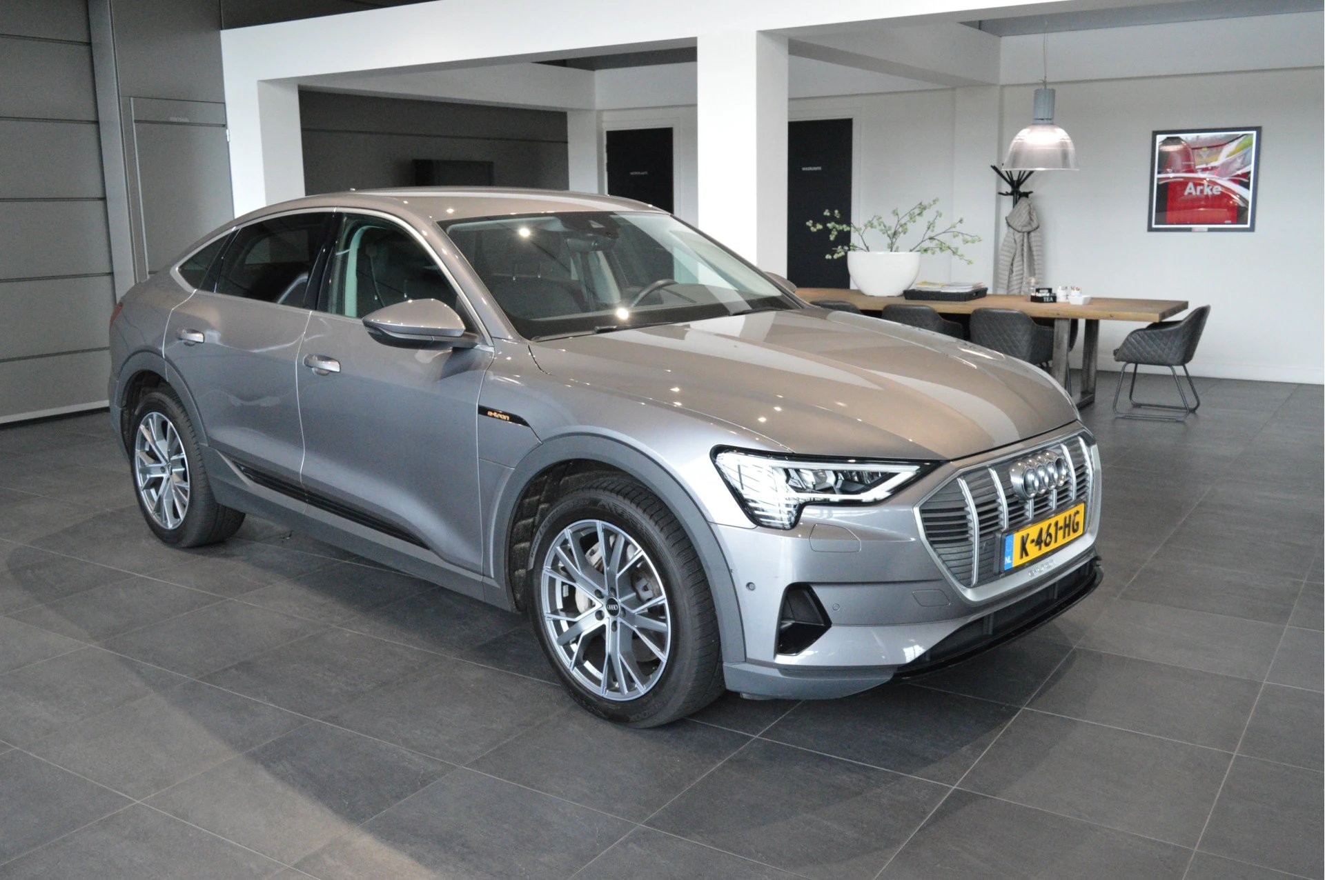 Hoofdafbeelding Audi e-tron