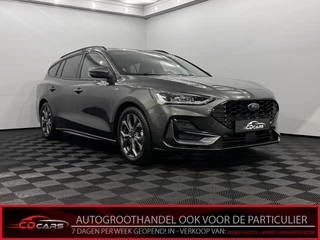 Ford Focus 1.0 EcoBoost Hybrid ST Line Clima, Camera, Navi, Virtual desk, Keyless start, Winterpakket