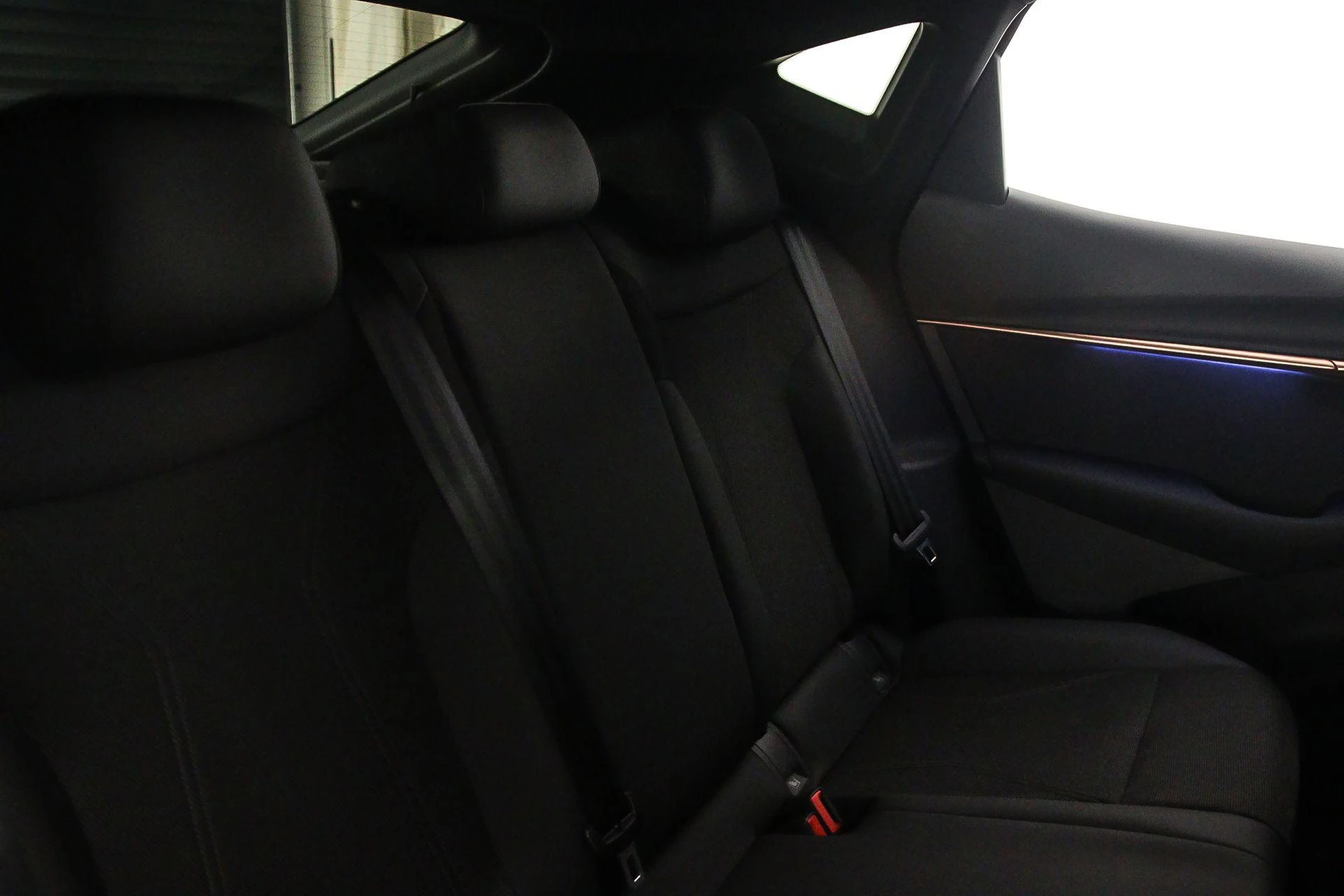 Hoofdafbeelding CUPRA Tavascan