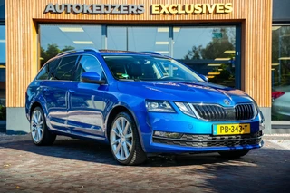 Skoda Octavia Combi 1.4 TSI Greentech Style Business Panodak Leer Alcantara DAB+ Camera Navi Trekhaak Stoelverw.