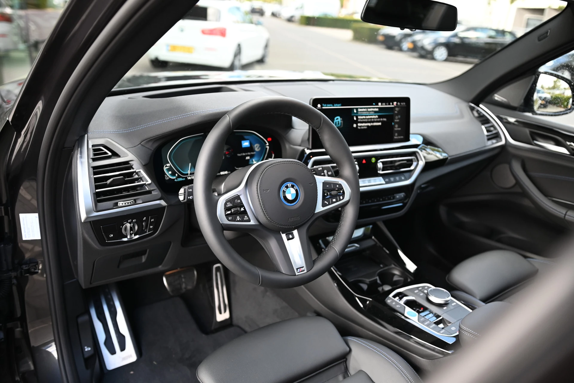 Hoofdafbeelding BMW iX3