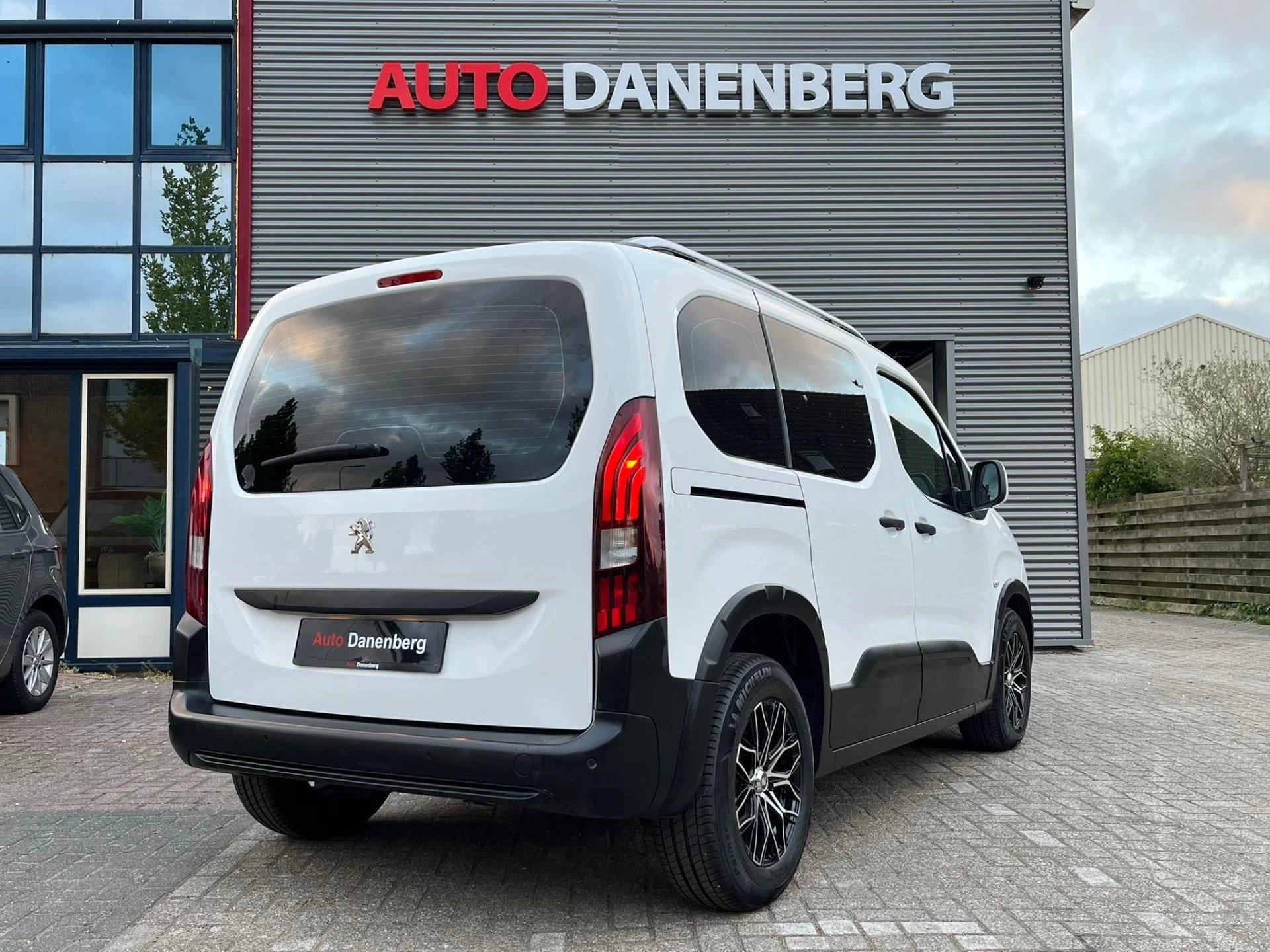 Hoofdafbeelding Peugeot Rifter