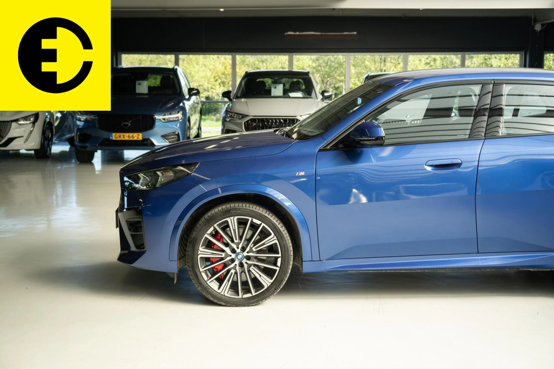 Hoofdafbeelding BMW iX2
