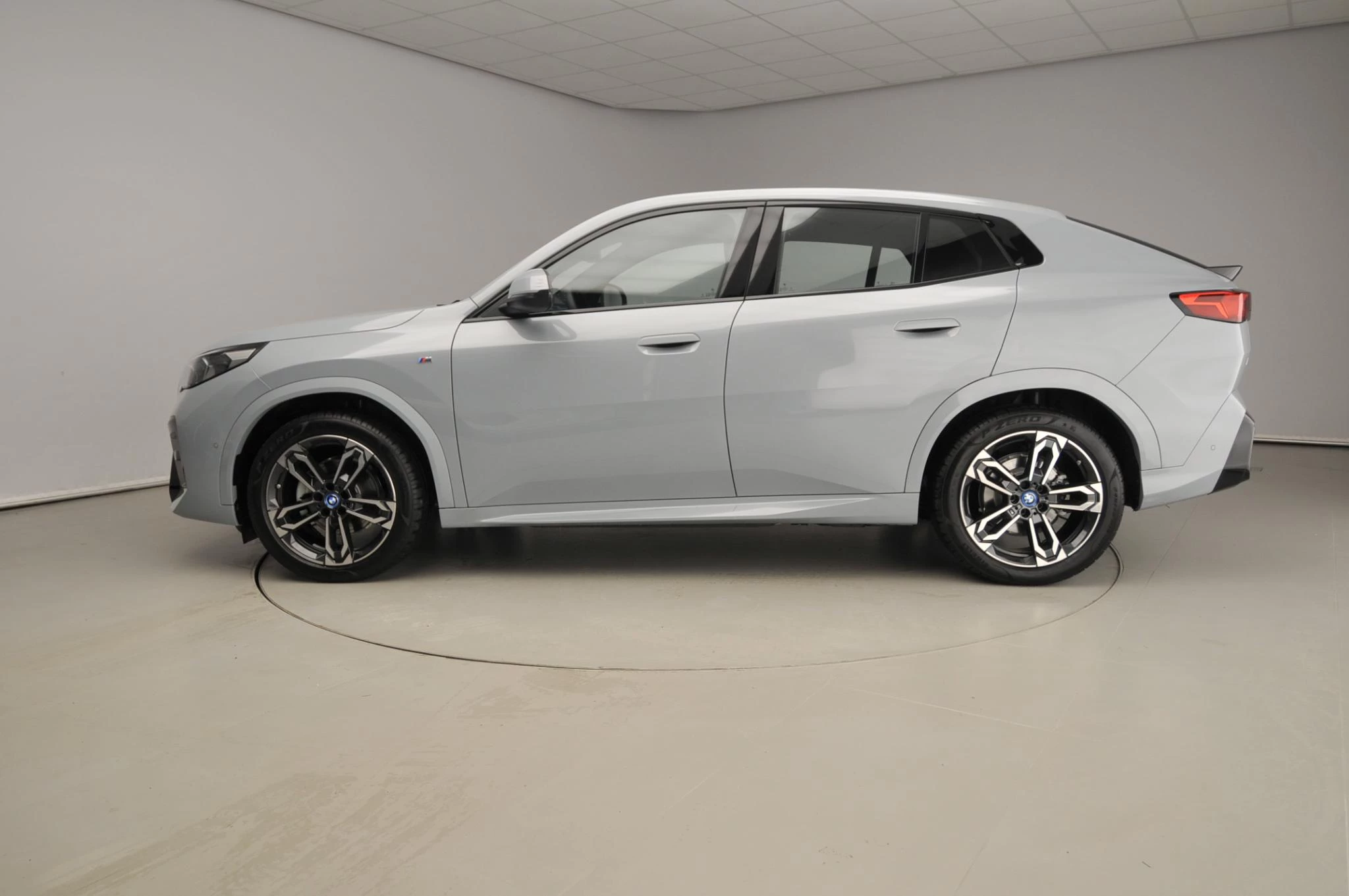 Hoofdafbeelding BMW iX2