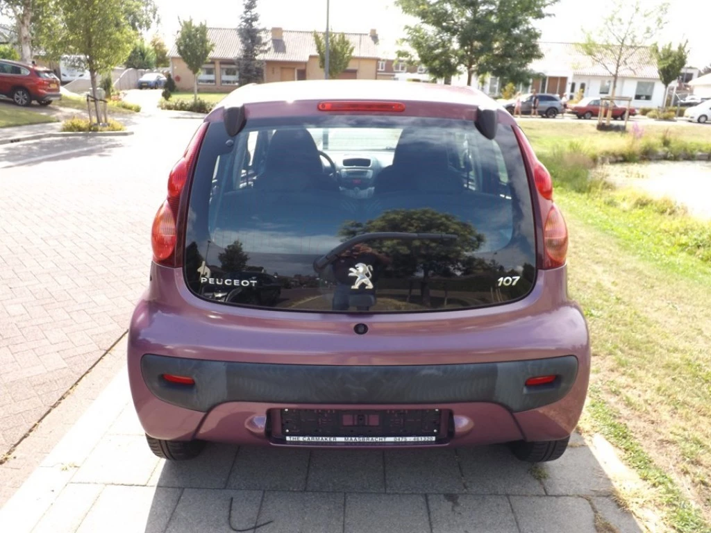 Hoofdafbeelding Peugeot 107