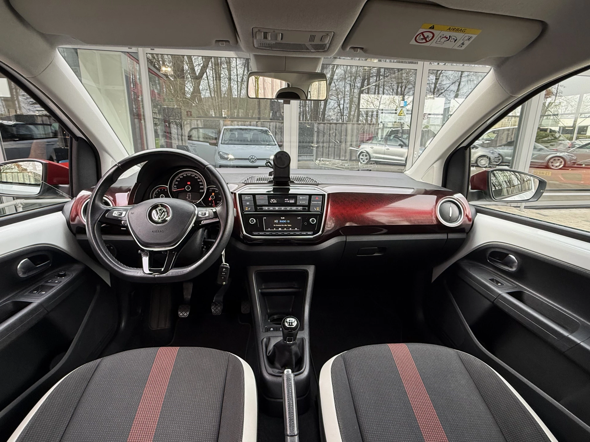 Hoofdafbeelding Volkswagen up!