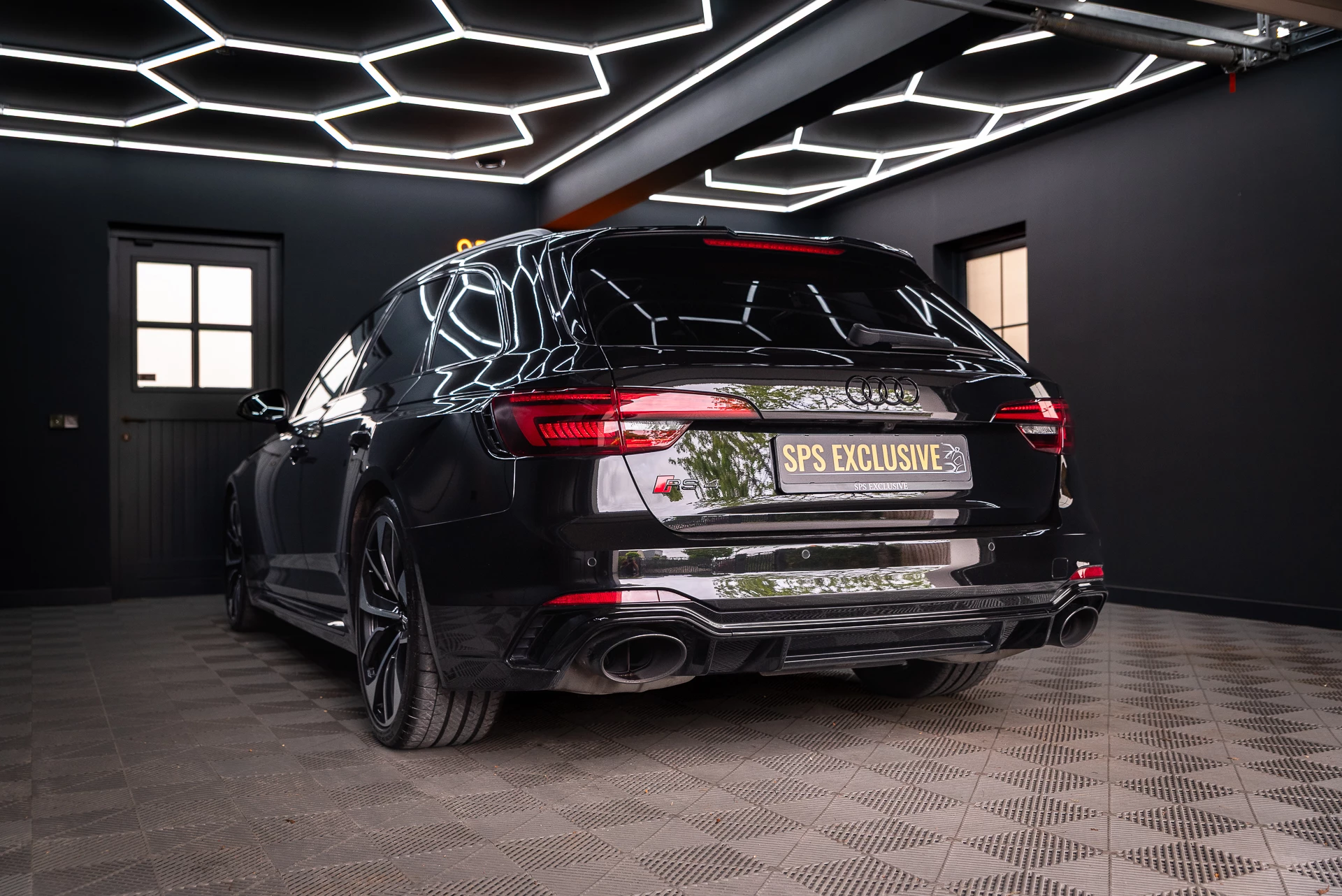 Hoofdafbeelding Audi RS4