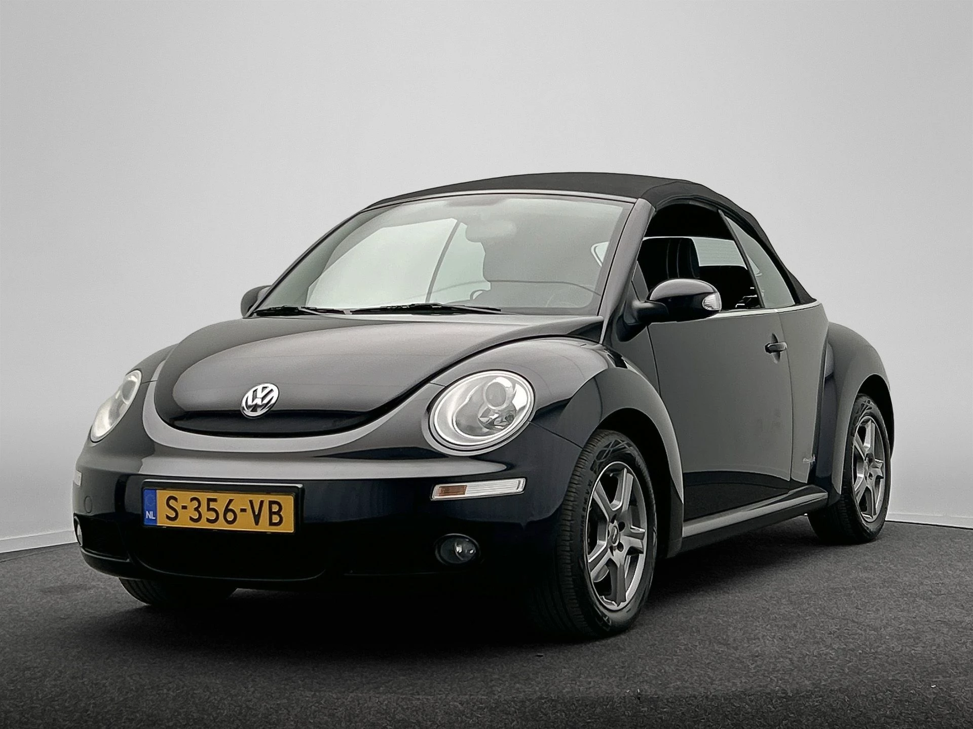 Hoofdafbeelding Volkswagen New Beetle