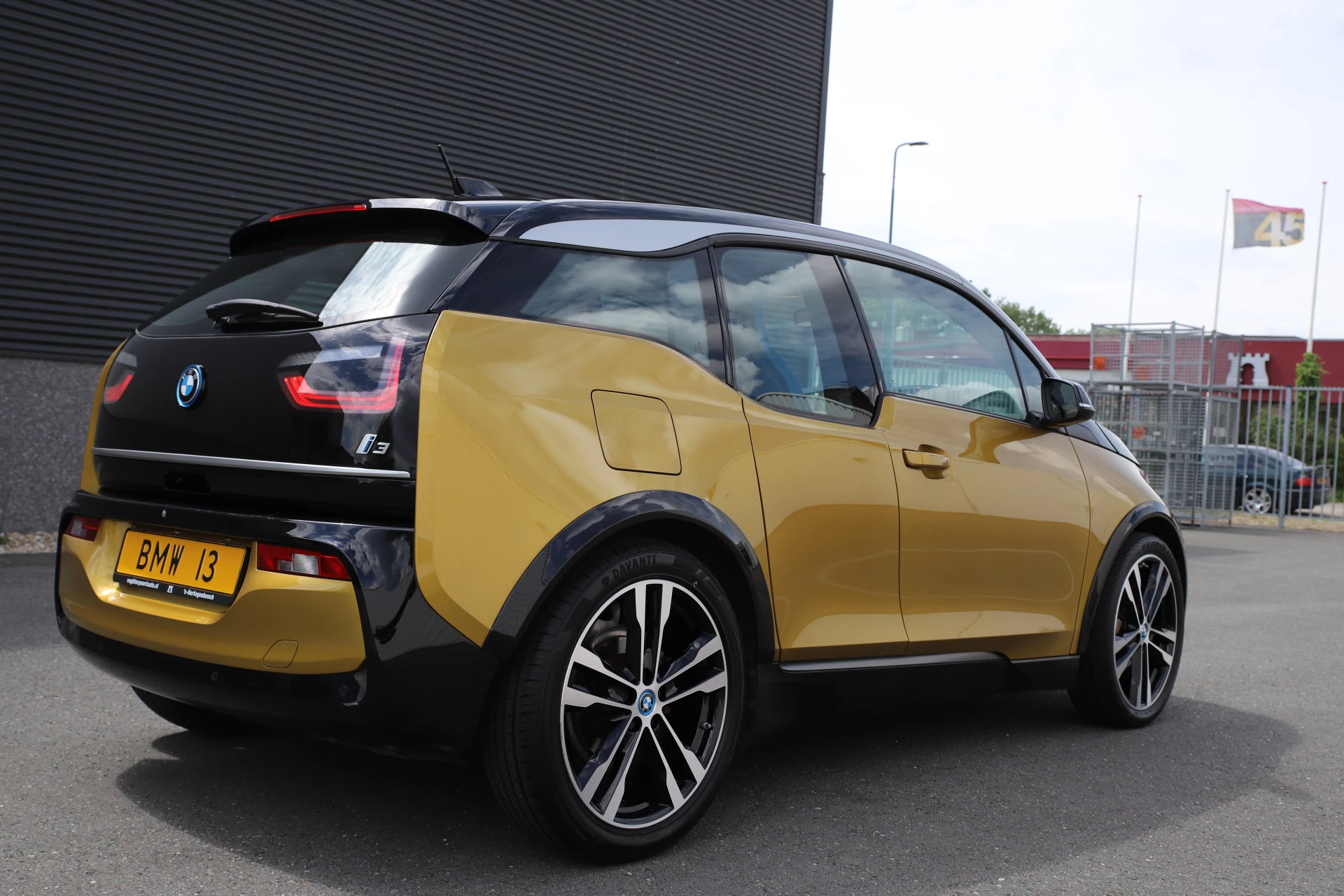 Hoofdafbeelding BMW i3