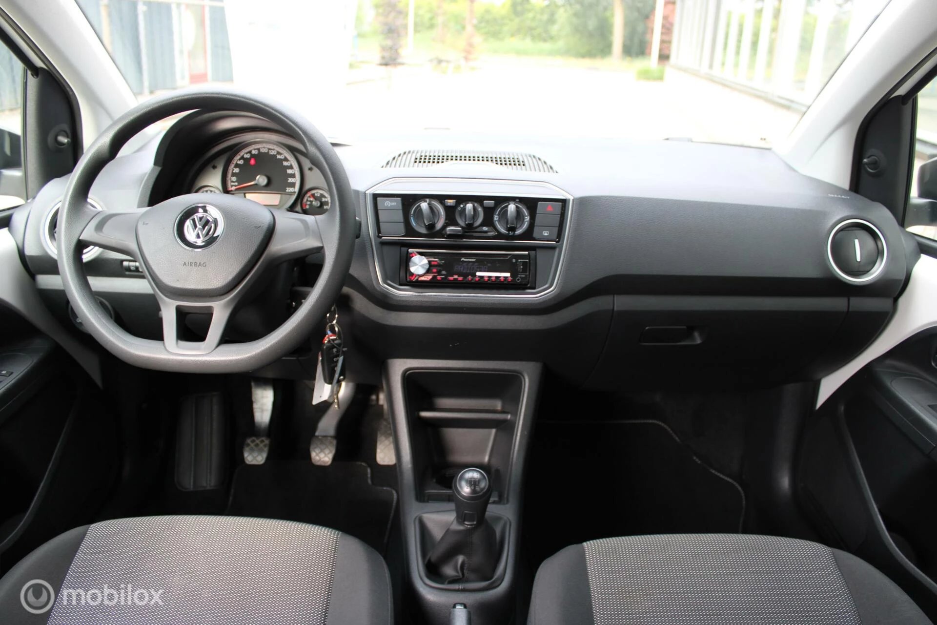 Hoofdafbeelding Volkswagen up!