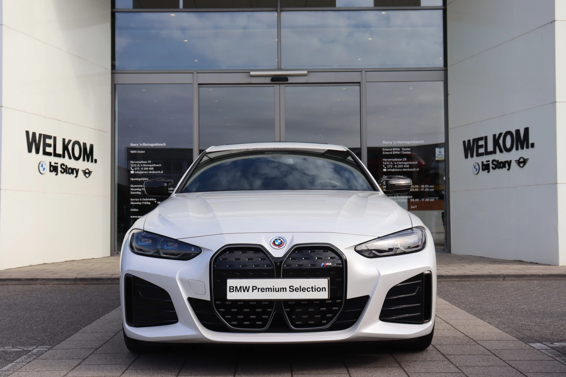 Hoofdafbeelding BMW i4