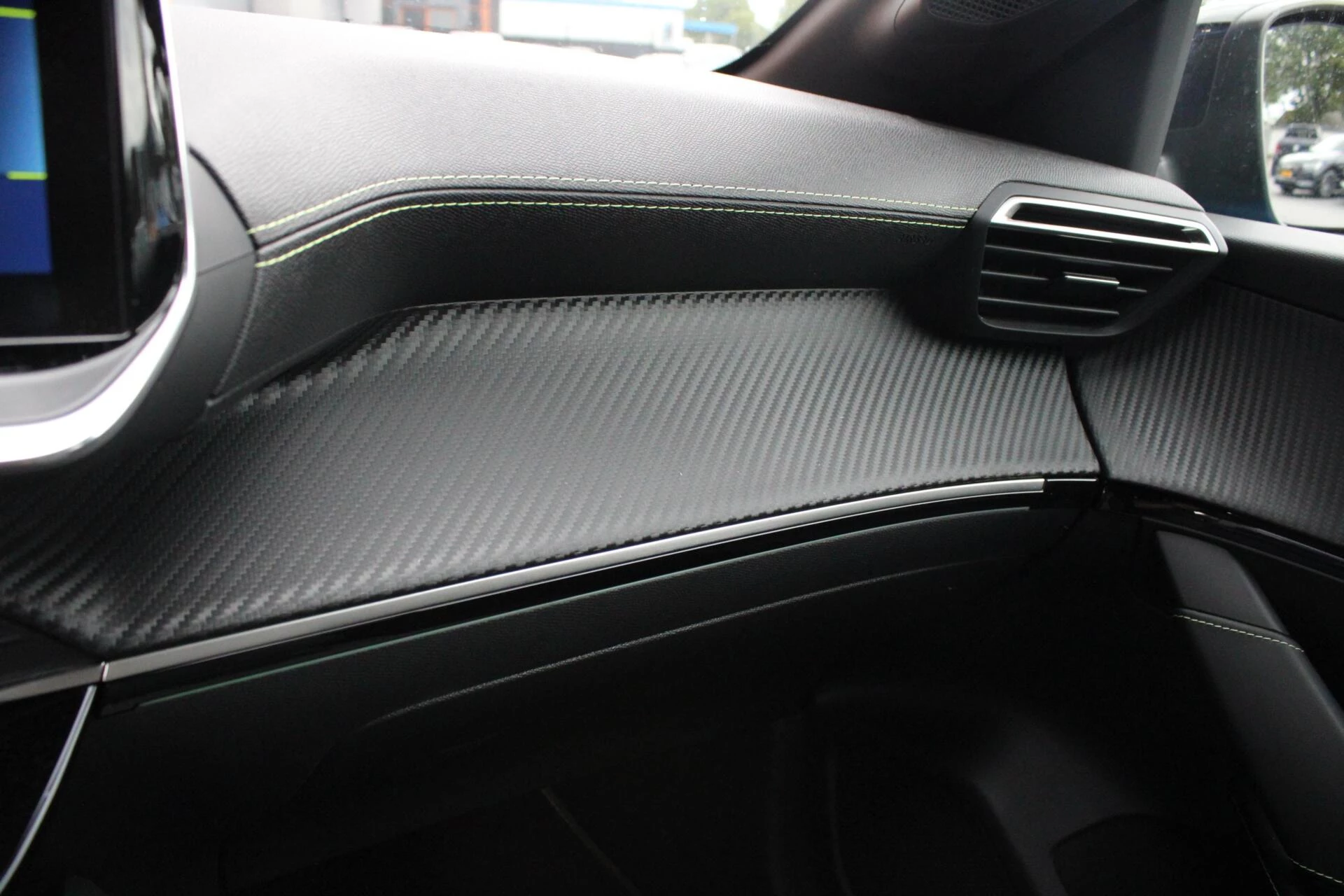 Hoofdafbeelding Peugeot e-208
