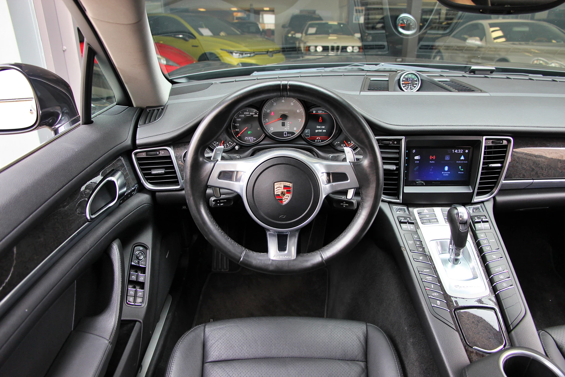 Hoofdafbeelding Porsche Panamera