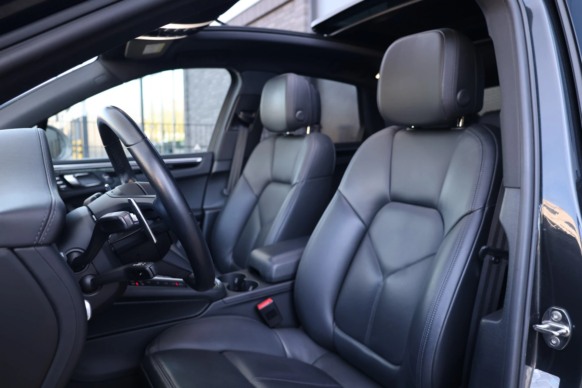 Hoofdafbeelding Porsche Macan