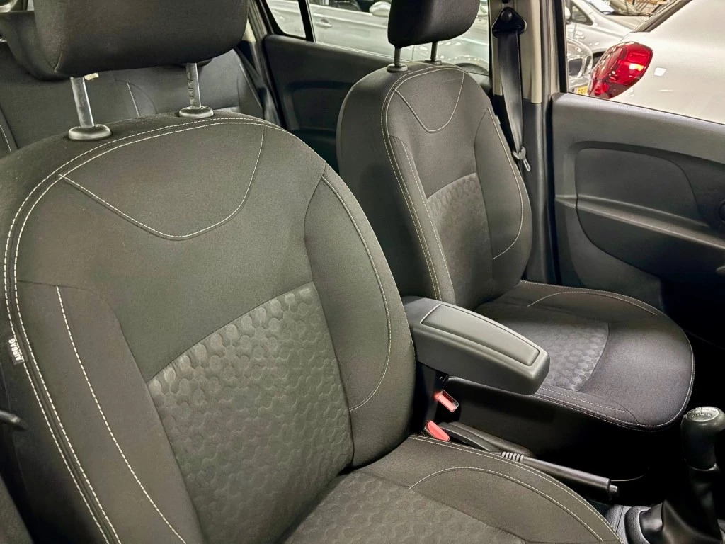 Hoofdafbeelding Dacia Logan