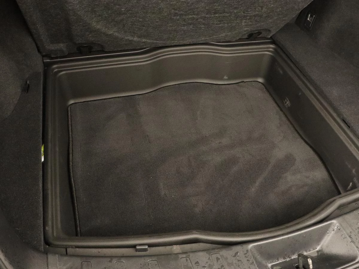 Hoofdafbeelding Lexus UX