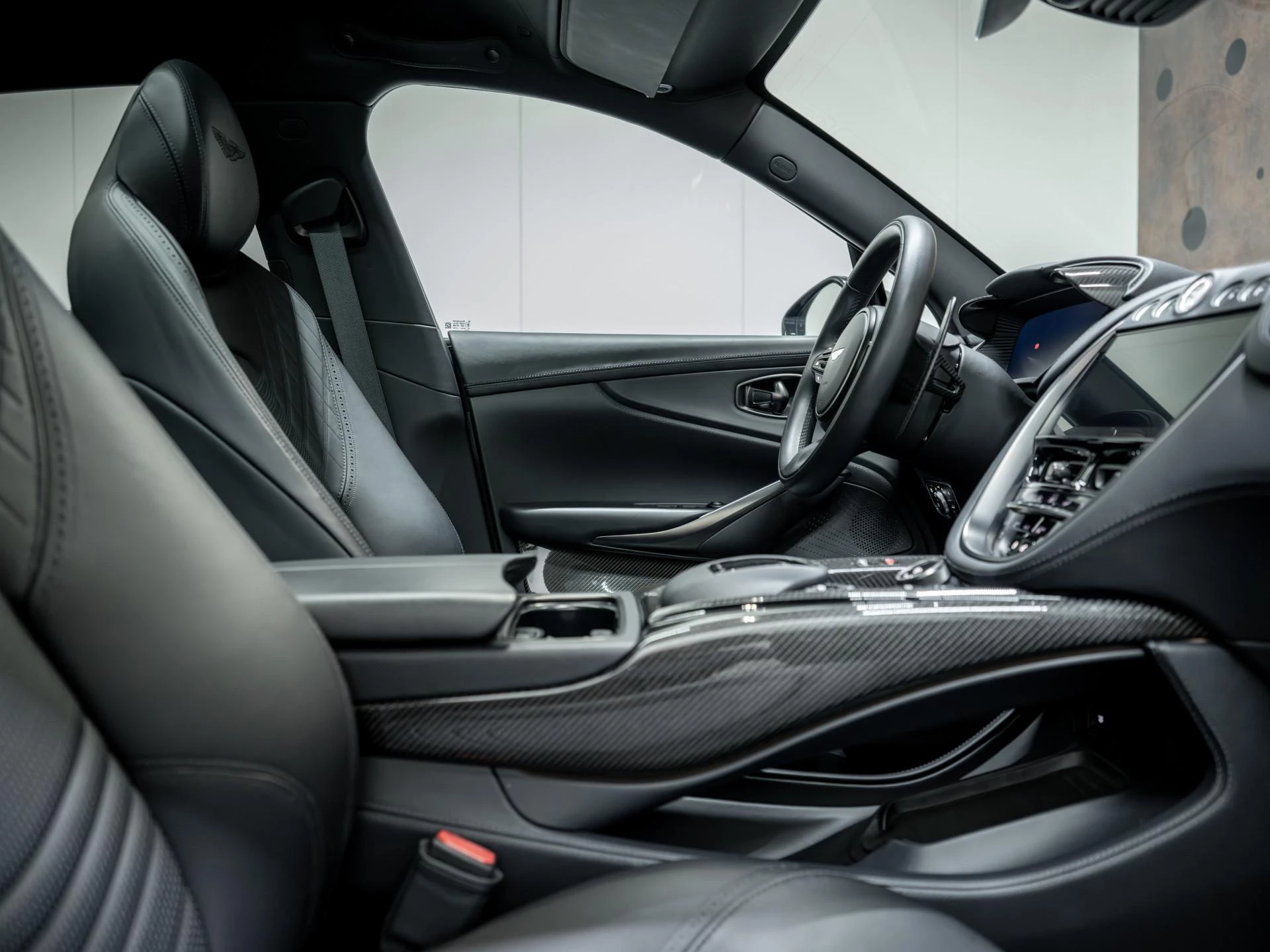 Hoofdafbeelding Aston Martin DBX