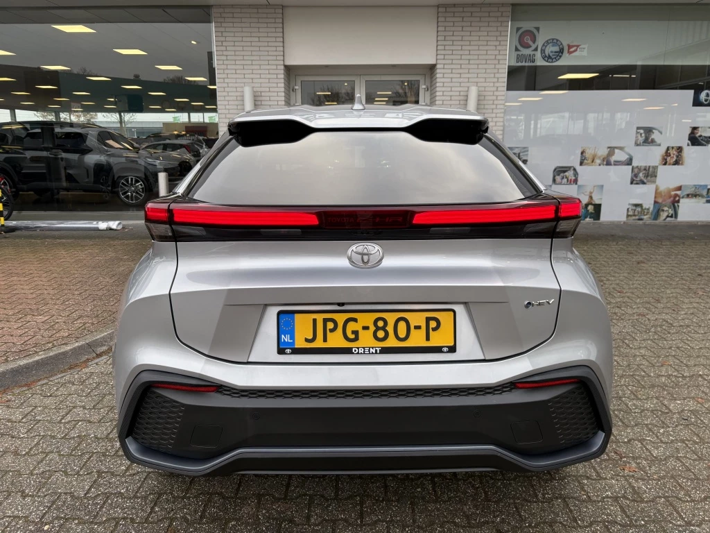 Hoofdafbeelding Toyota C-HR