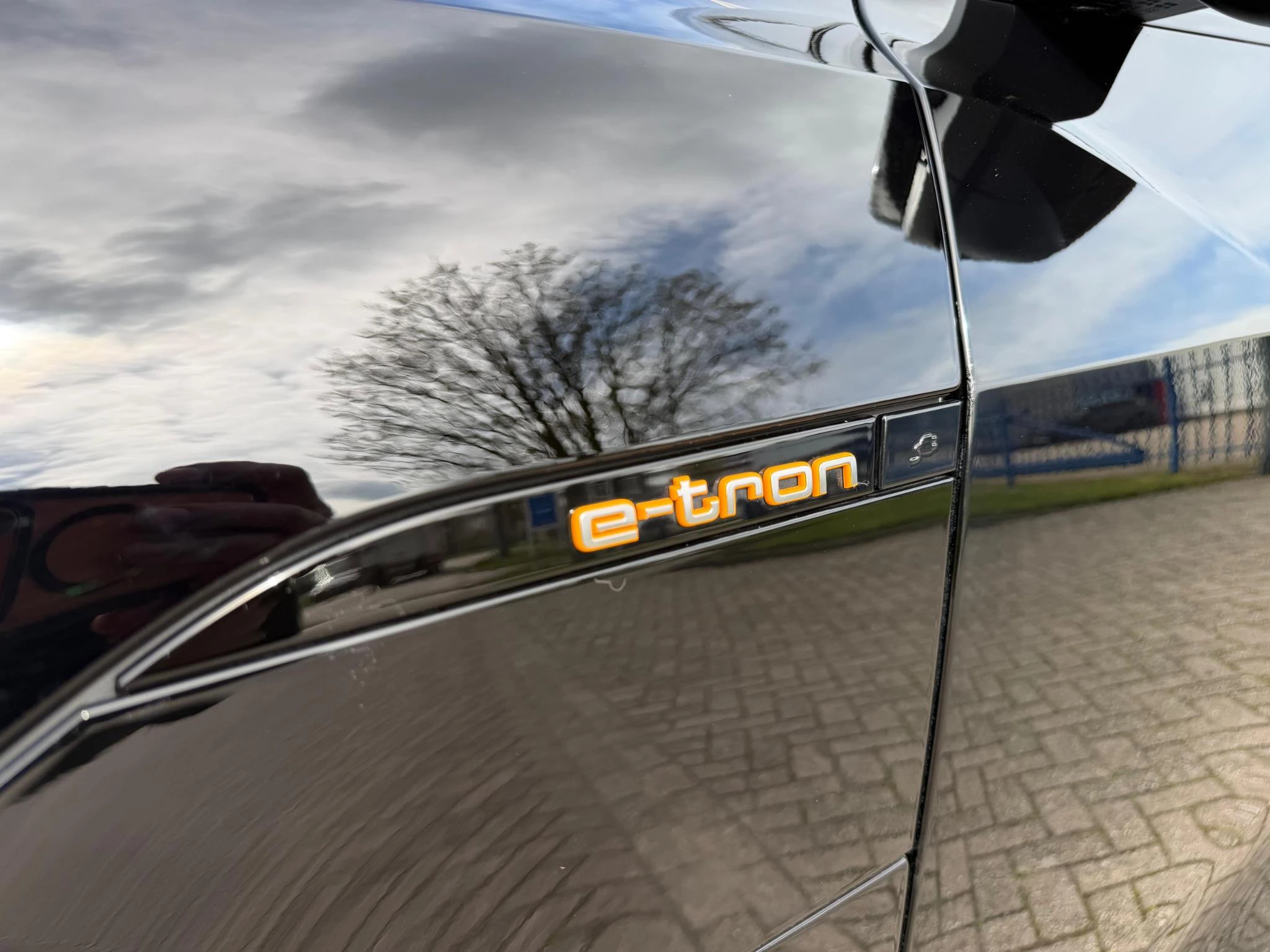 Hoofdafbeelding Audi e-tron