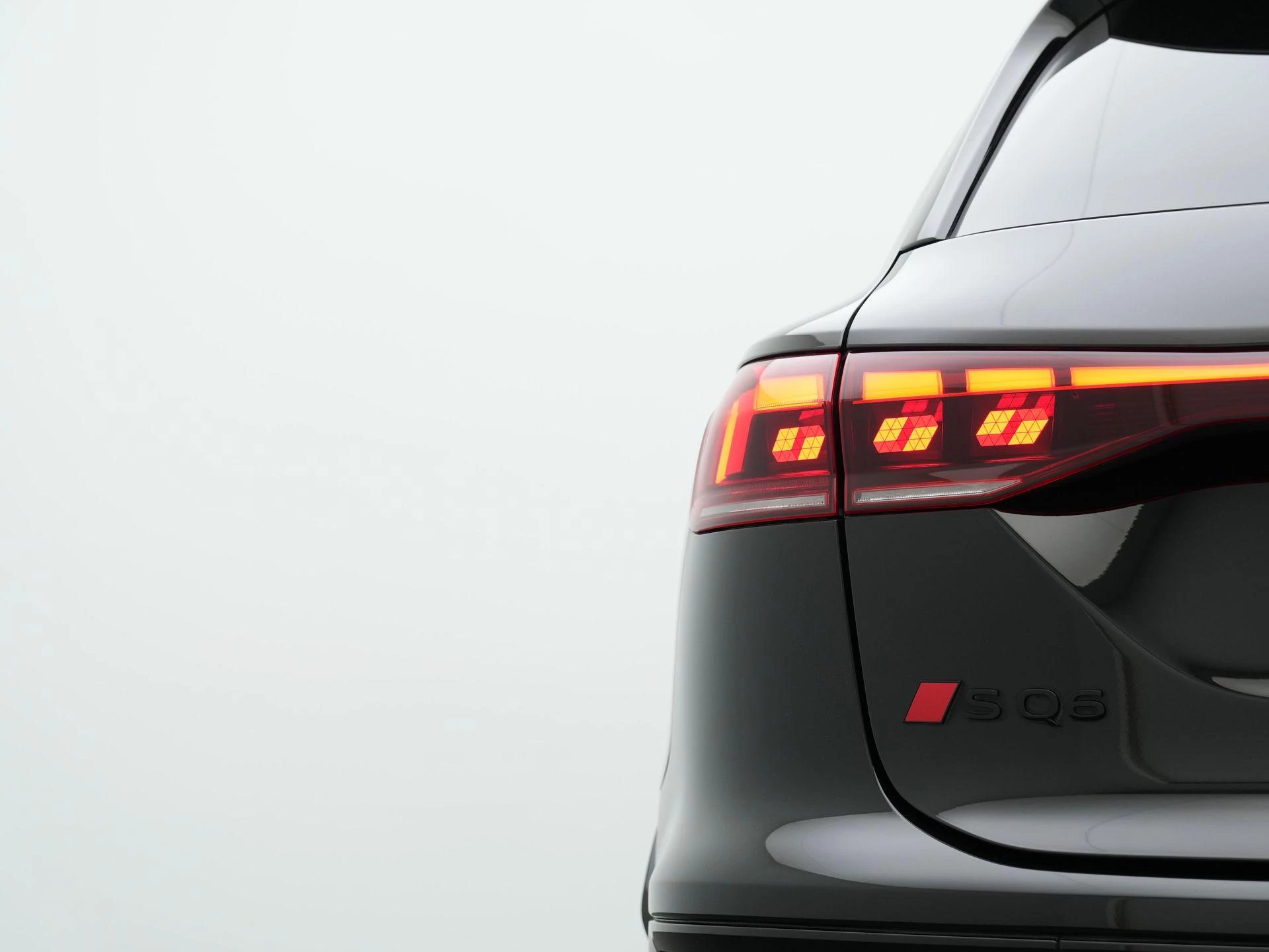 Hoofdafbeelding Audi SQ6 e-tron