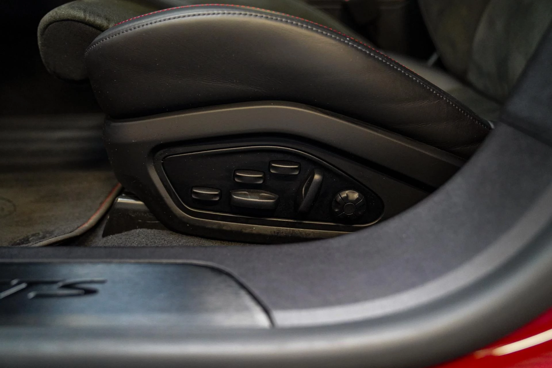 Hoofdafbeelding Porsche Taycan