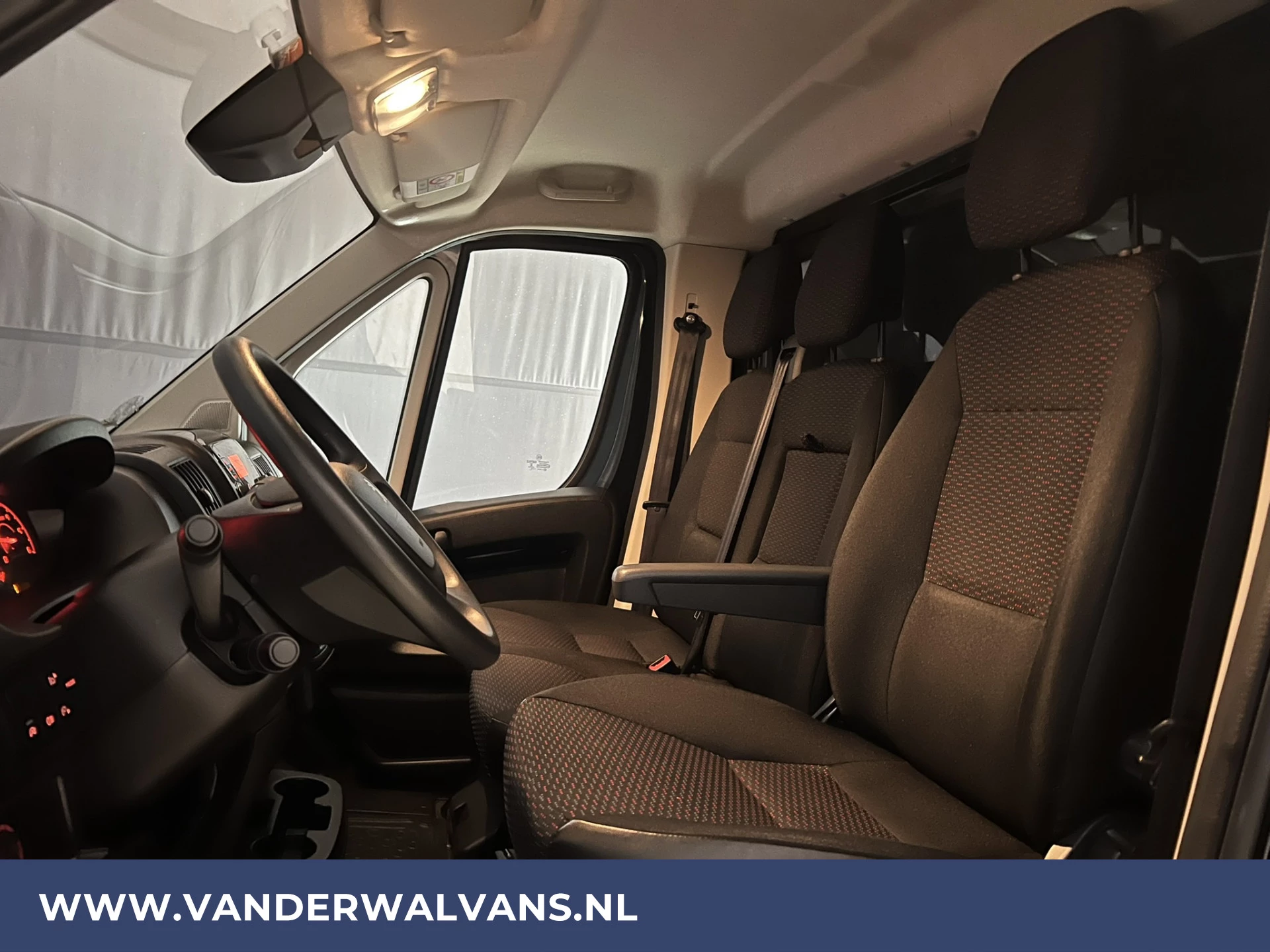 Hoofdafbeelding Peugeot Boxer